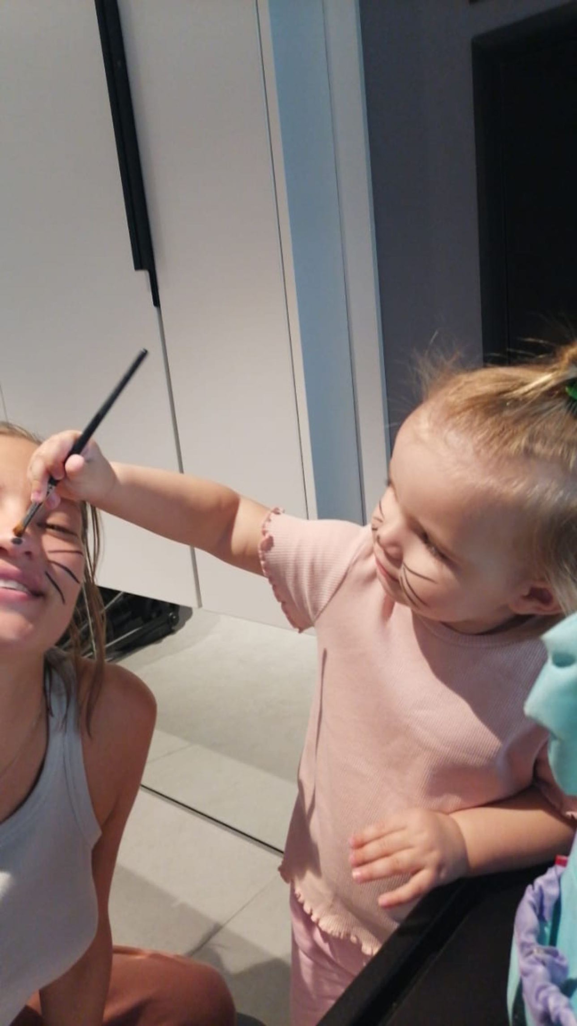 Алеся Кафельникова с дочкой Киарой
Фото: Инстаграм* @kafelnikova_a