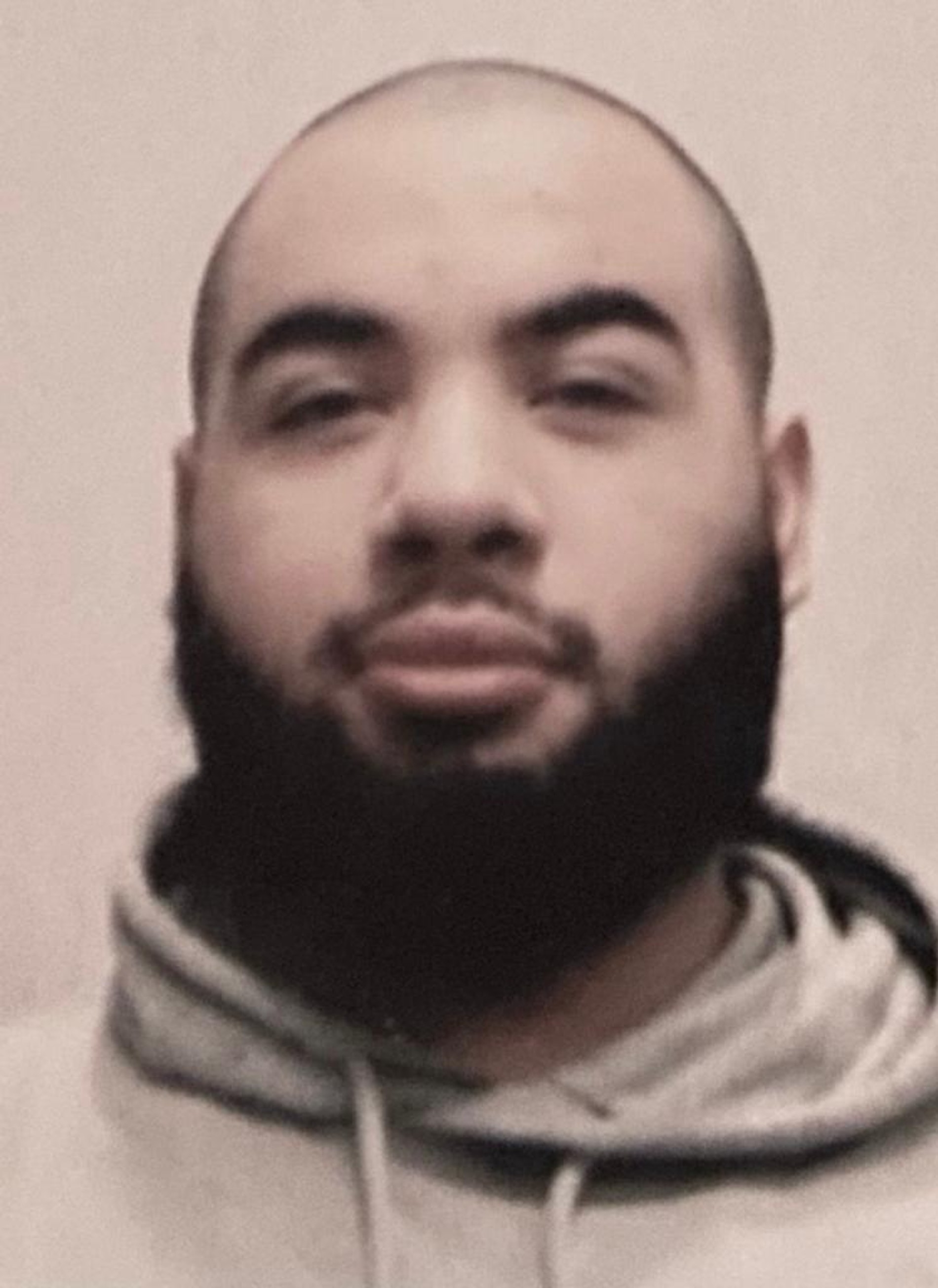 Руди Вильялобос до трансформаций
Фото: Инстаграм (запрещен в РФ) / @rudyvmua_