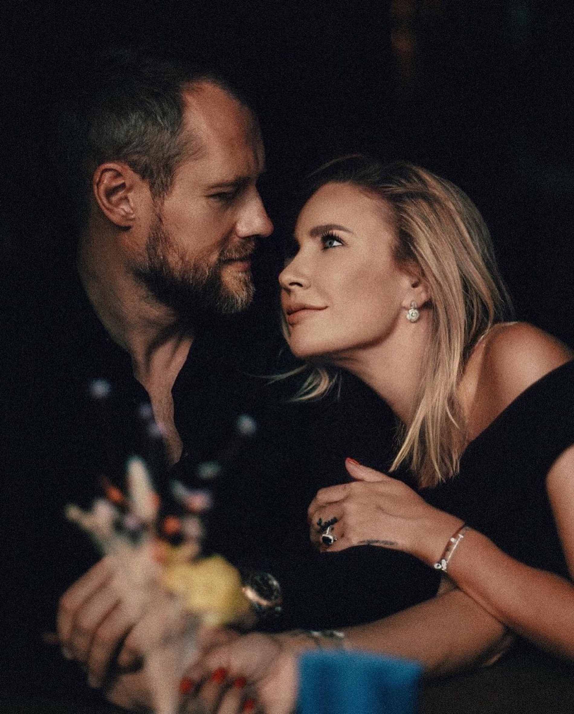 Елена Летучая c мужем Юрием Анашенковым
Фото: Инстаграм (запрещен в РФ) / @elenapegas