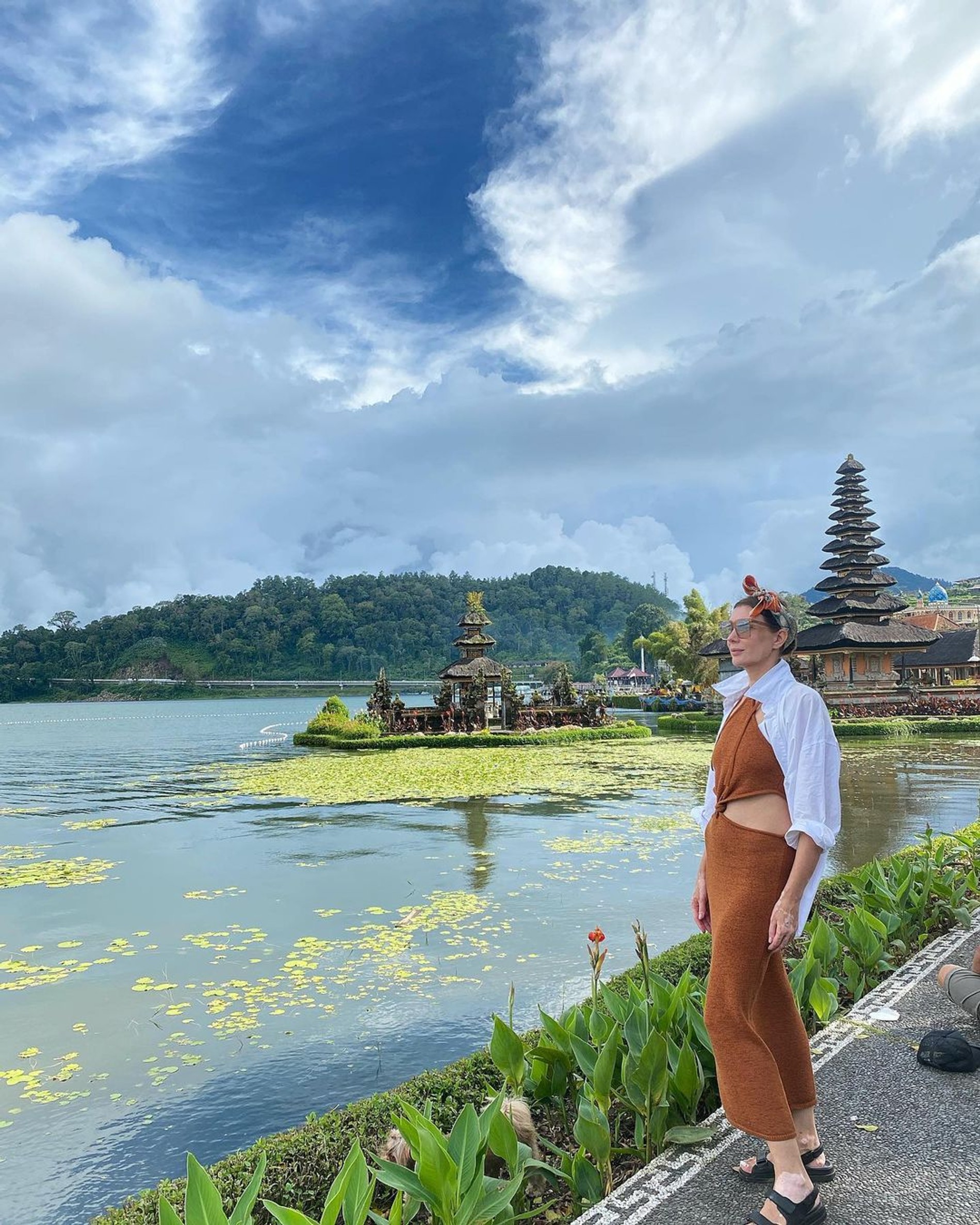 Мама Алеси Кафельниковой Мария на Бали
Фото: Инстаграм (запрещен в РФ) @mariakaf_official