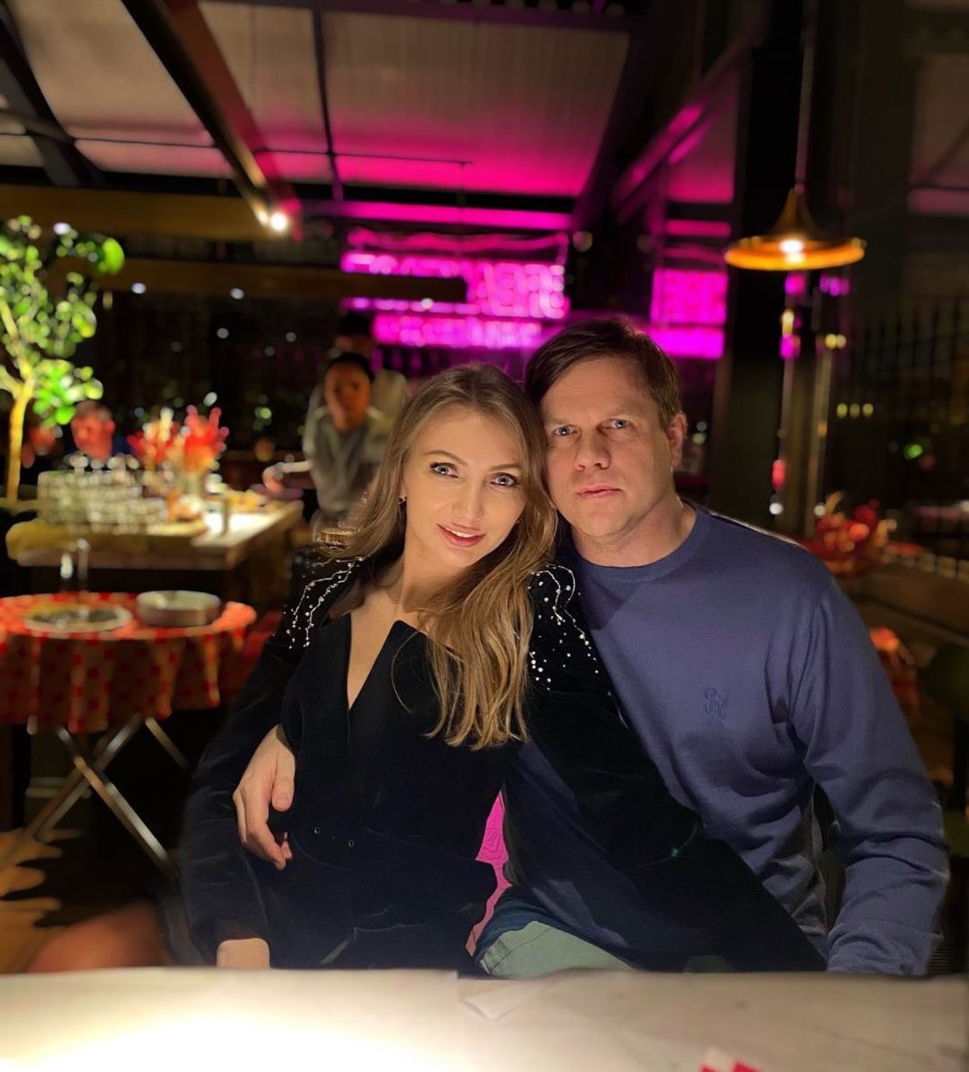 Владислав Радимов с возлюбленной
Фото: Инстаграм (запрещен в РФ) Владислава Радимова