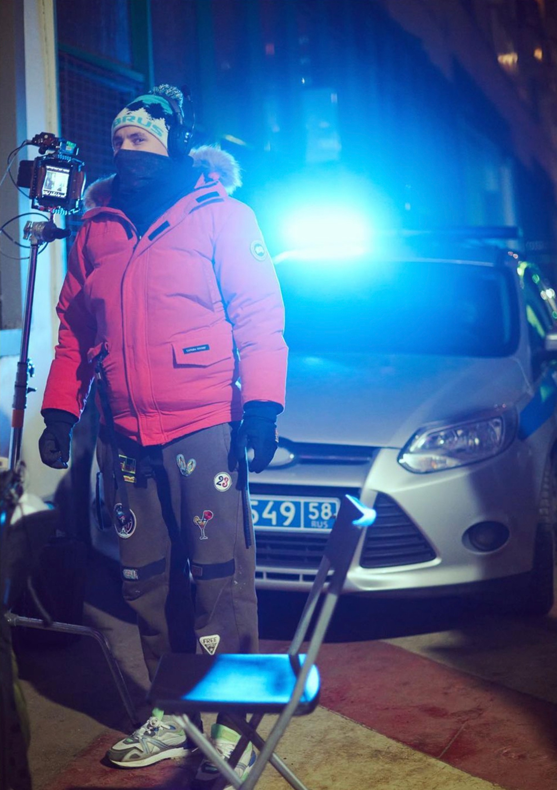 Никита Кологривый на съемках сериала «Мать и гусь». Фото: Инстаграм (запрещен в РФ) / @n.kologrivyy