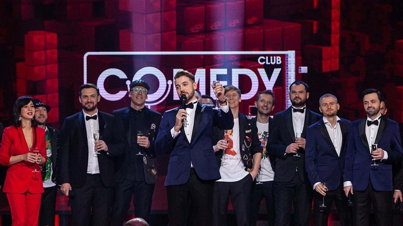 Резидент Comedy Club женился на беременной возлюбленной