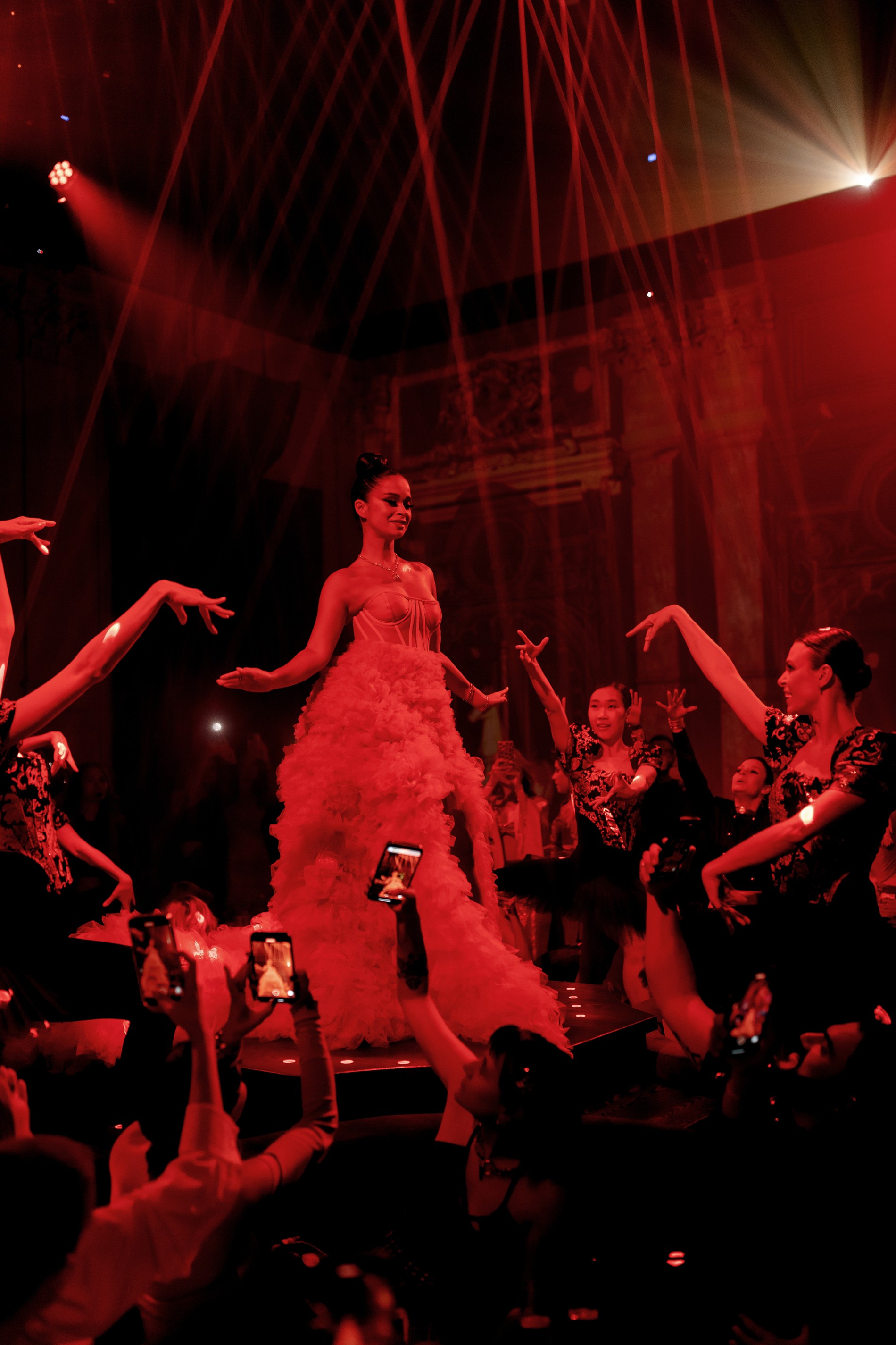 Выход именинницы
Фото: пресс-служба