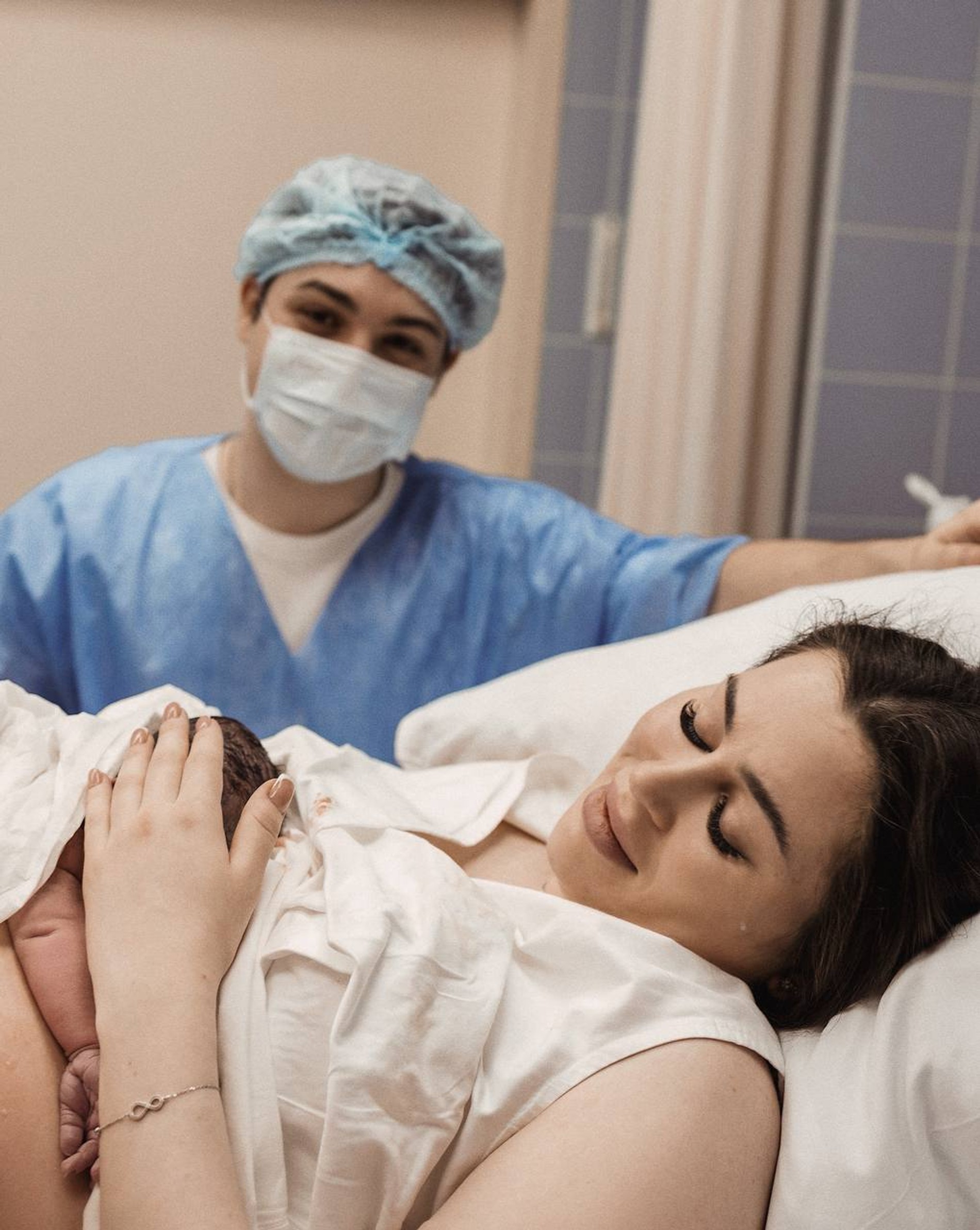 Юля Пушман и Слава Басюл с дочерью
Фото: Телеграм / @pushmanlife