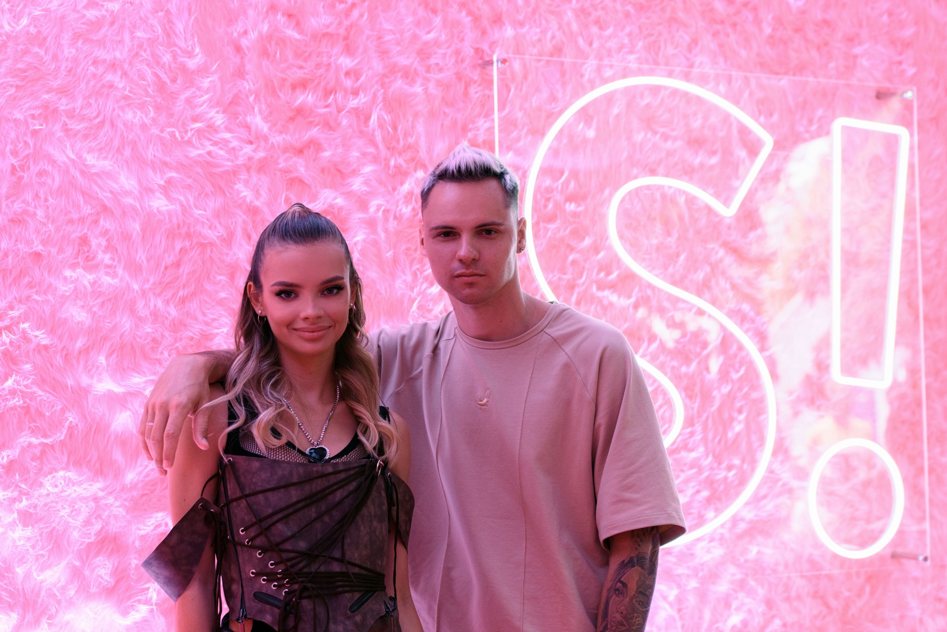 Аня Ищук и Димас Блог. Фото: Super / Анастасия Андреенко