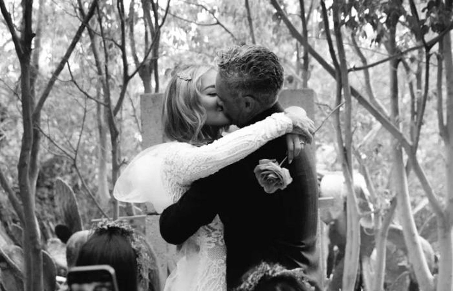 Рита Ора и Тайка Вайтити. Фото: Vogue