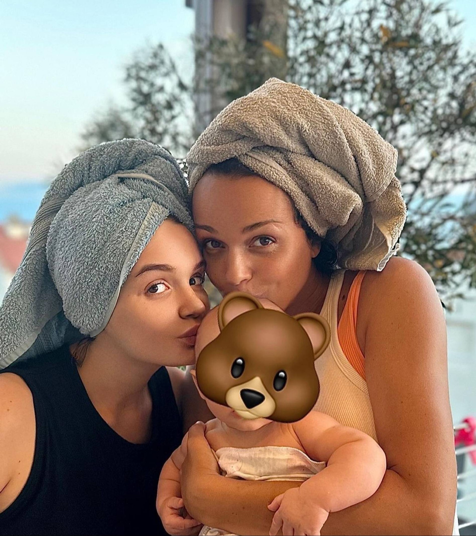 Слава со своей дочкой Сашей и внуком. Фото: Инстаграм* @nastya_slava