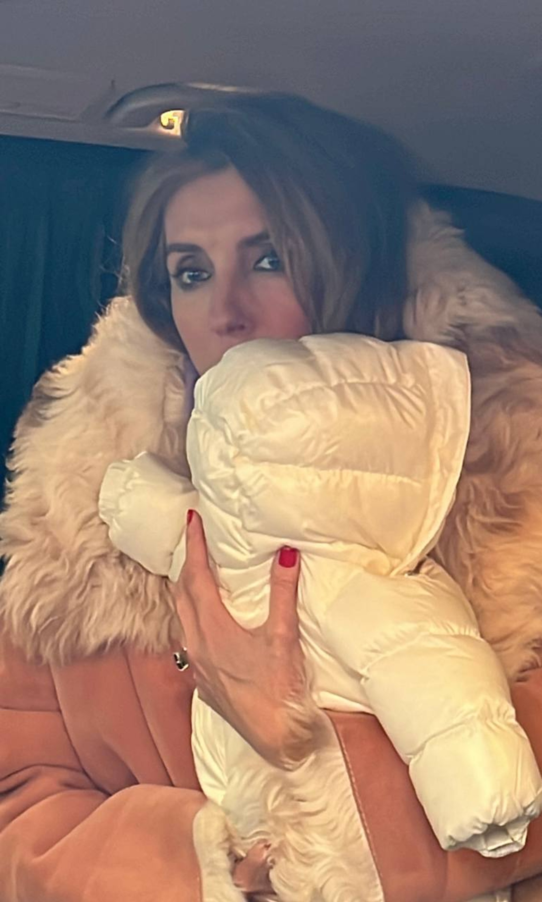 Светлана Бондарчук с сыном. Фото: Telegram @lovepeacesvet