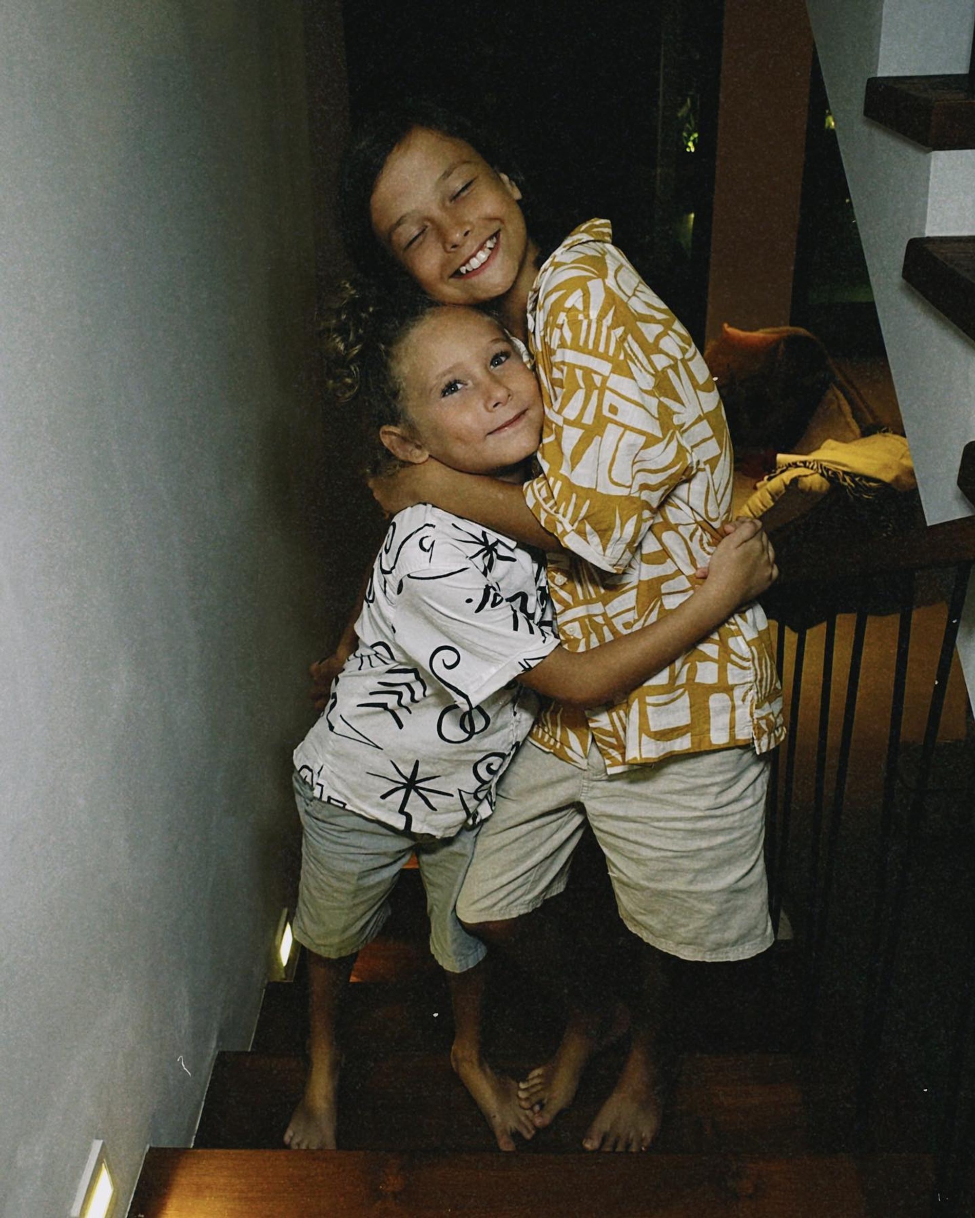 Сыновья Айзы-Лилуны Ай Элвис и Сэм. Фото: Инстаграм (запрещен в РФ) @aizalovesam