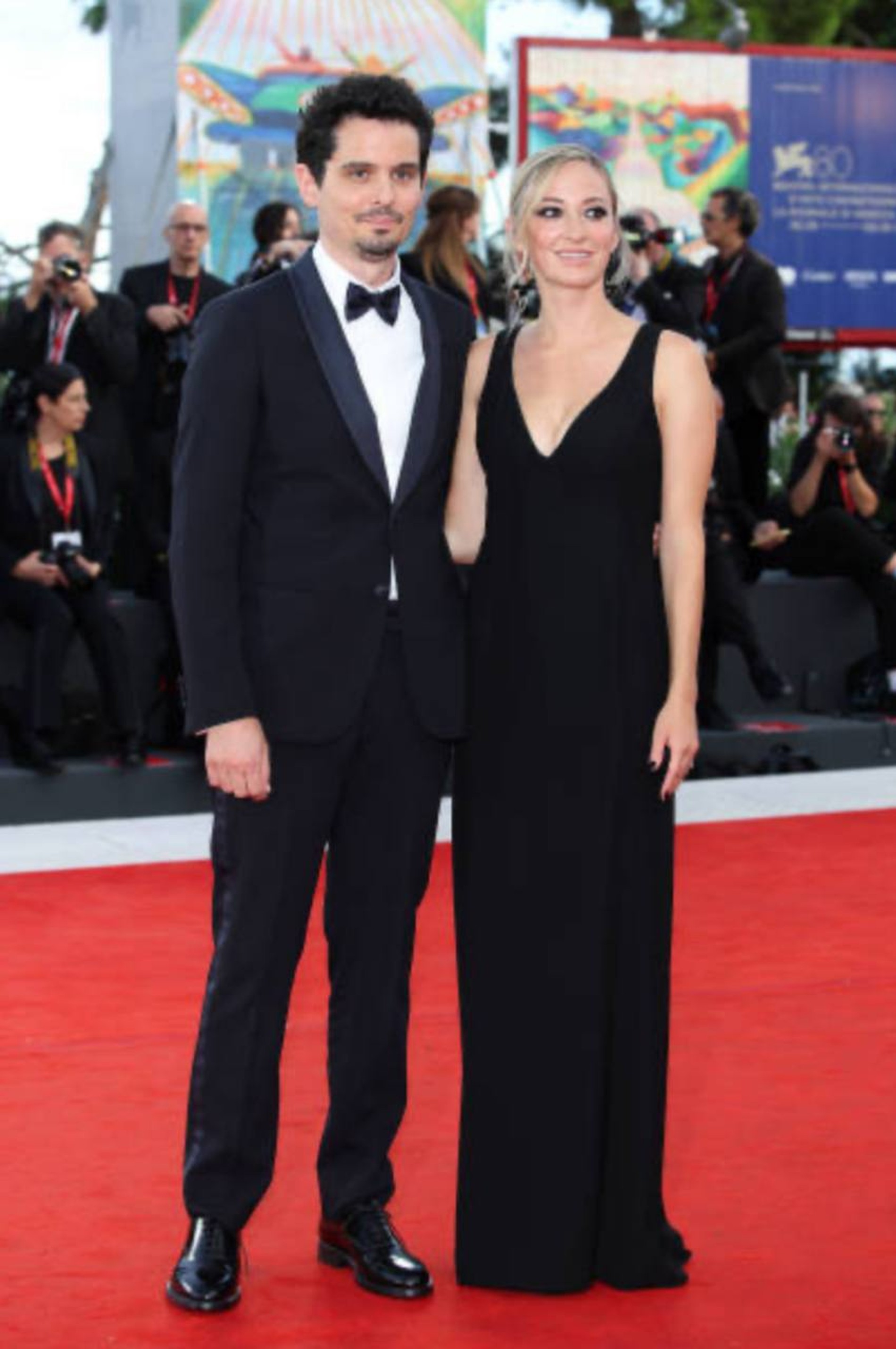 Председатель состава жюри фестиваля Дэмьен Шазелл с супругой Оливией Гамильтон. Фото: Getty Images