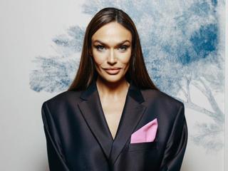 Секс Боня және Степа Дом2 Ер адам ешкіні сипайды