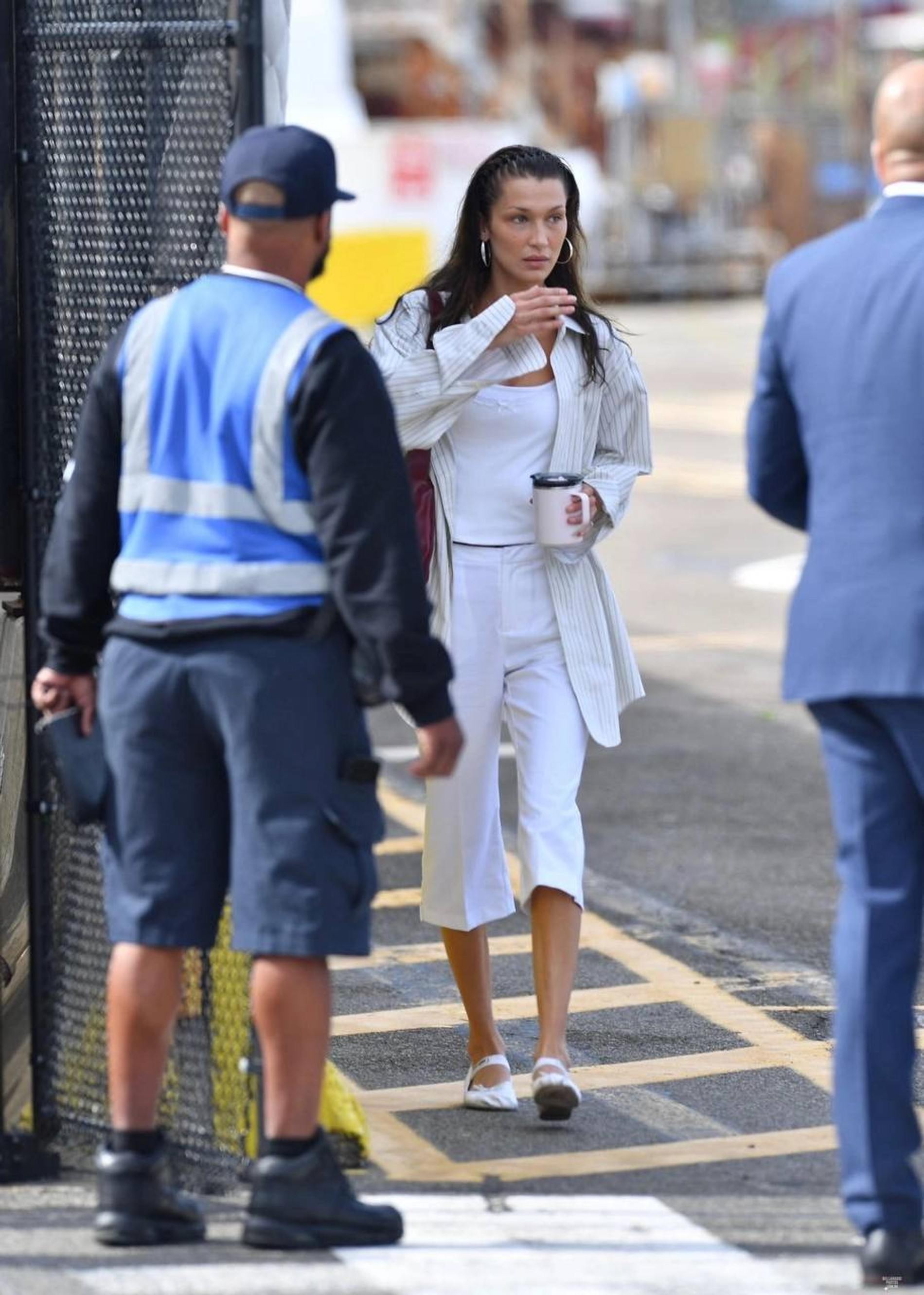 Белла Хадид в Нью-Йорке. Фото: Daily Mail