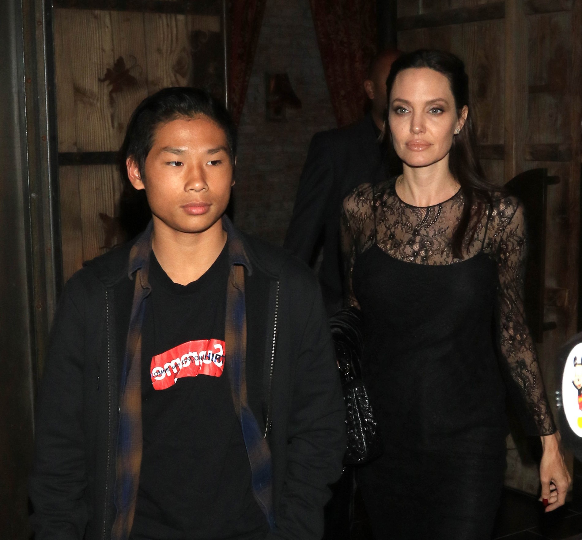 Анджелина Джоли с 19-летним сыном Паксом. Фото: Getty Images