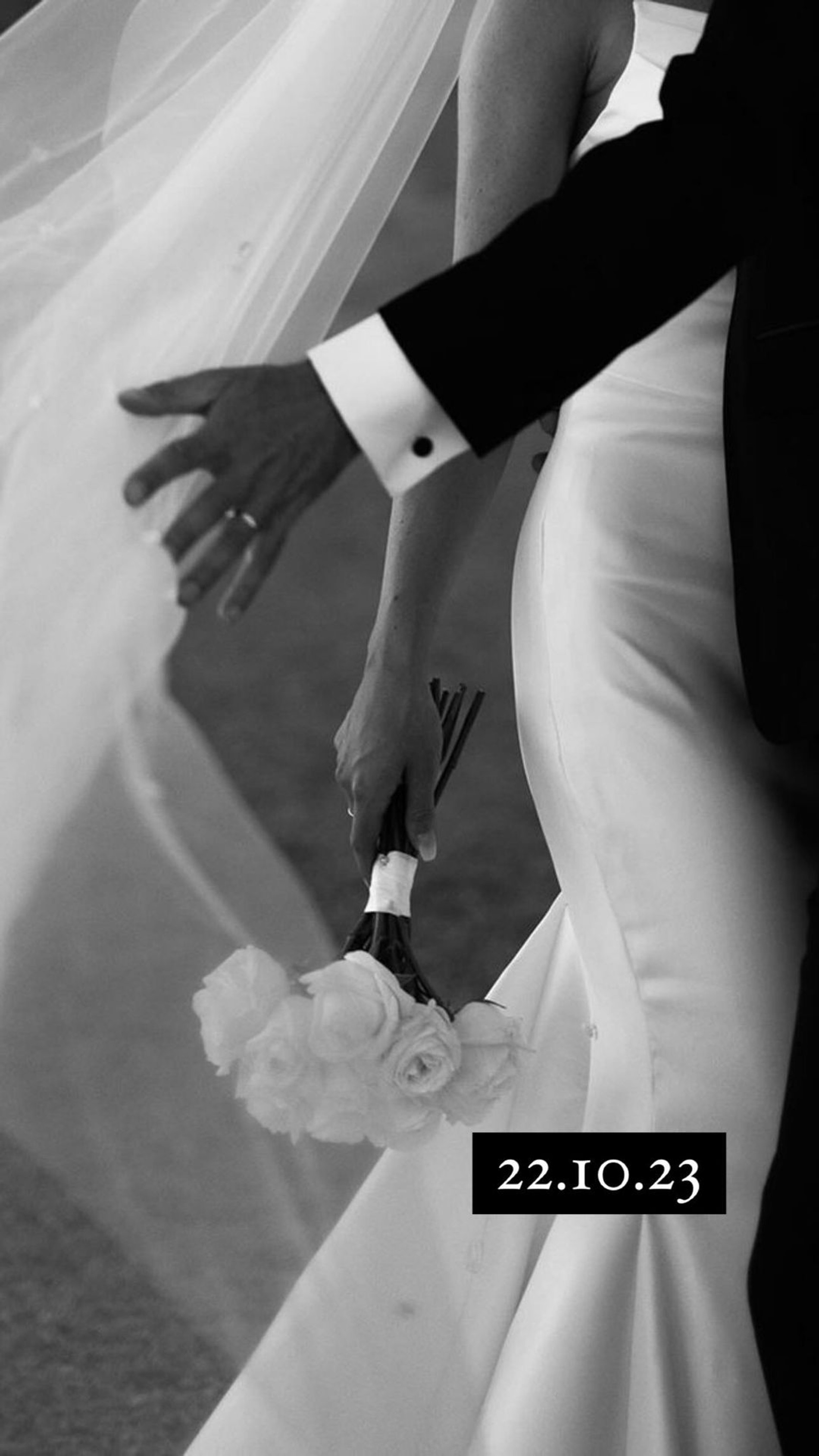 Айза-Лилуна Ай опубликовала загадочный снимок на фоне развода бывшего мужа. Фото: Инстаграм (запрещен в РФ) @aizalovesam