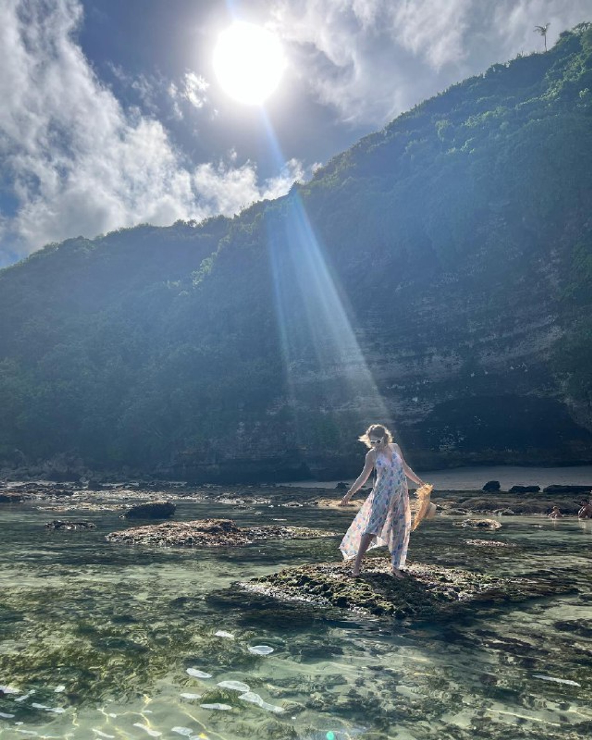 Ксения Собчак. Фото: Инстаграм (запрещен в РФ) @konbog75