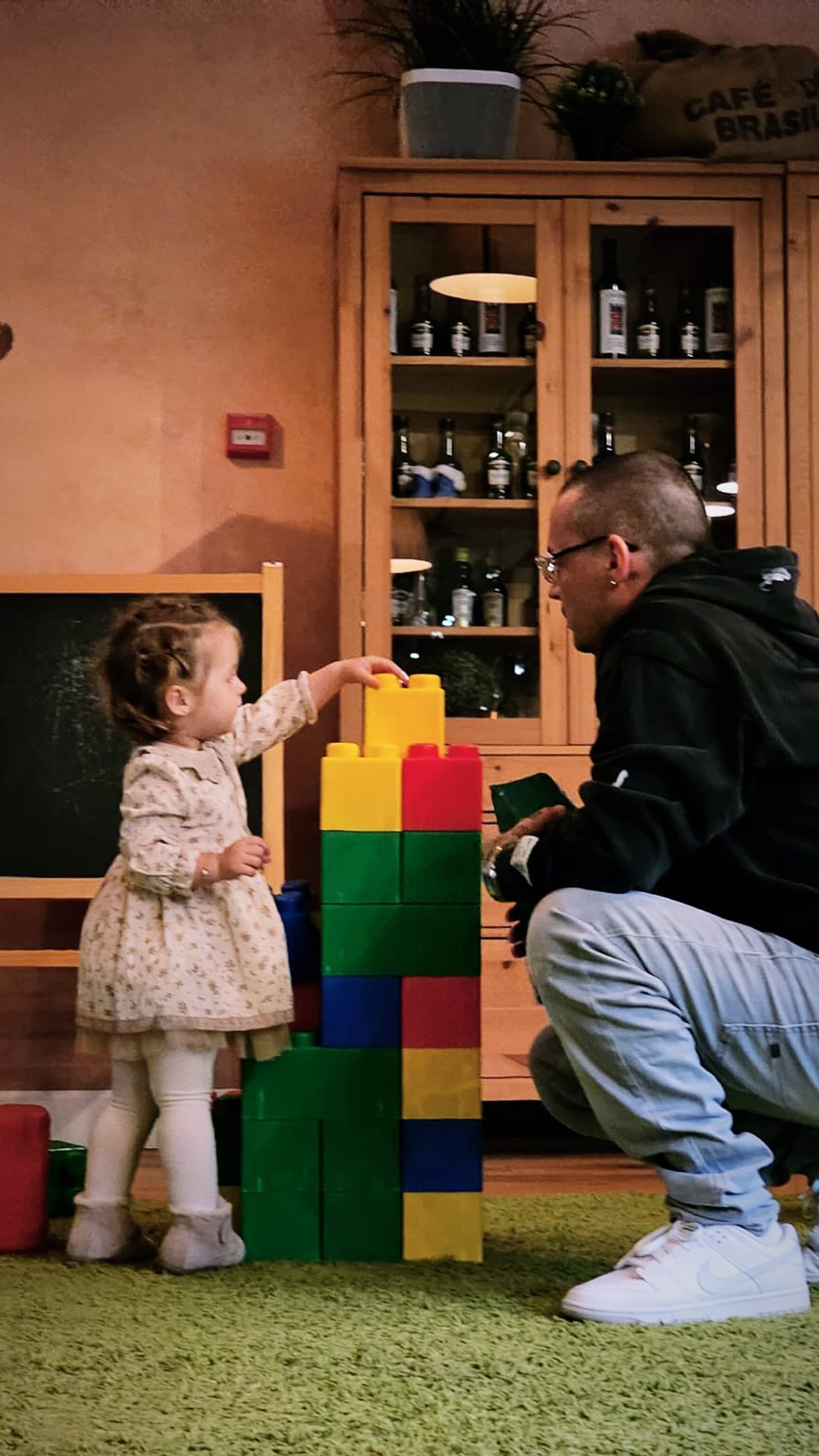 Гуф с дочерью Тиной. Фото: Инстаграм (запрещен в РФ) @therealguf