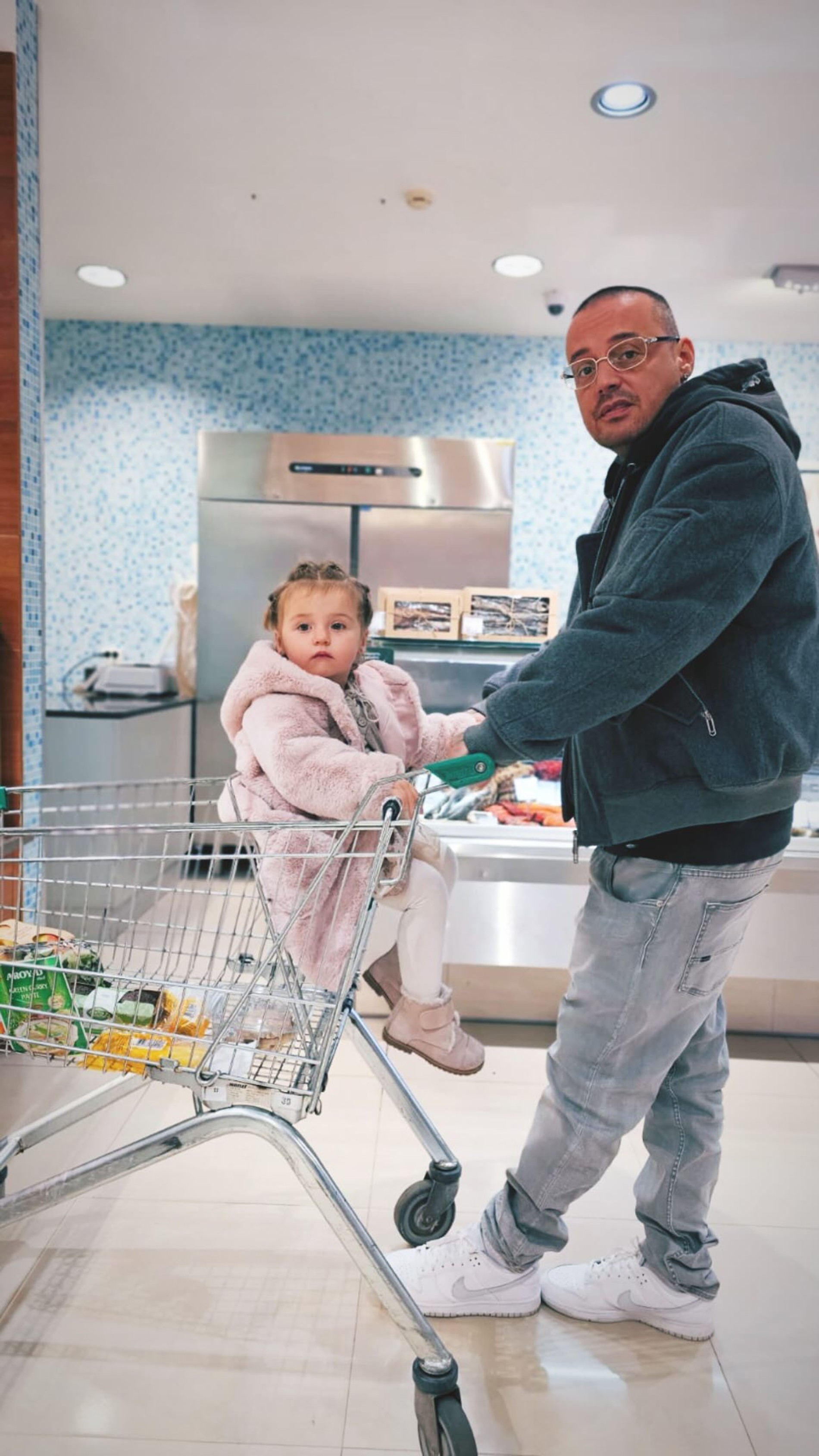 Гуф с дочерью Тиной. Фото: Инстаграм (запрещен в РФ) @therealguf