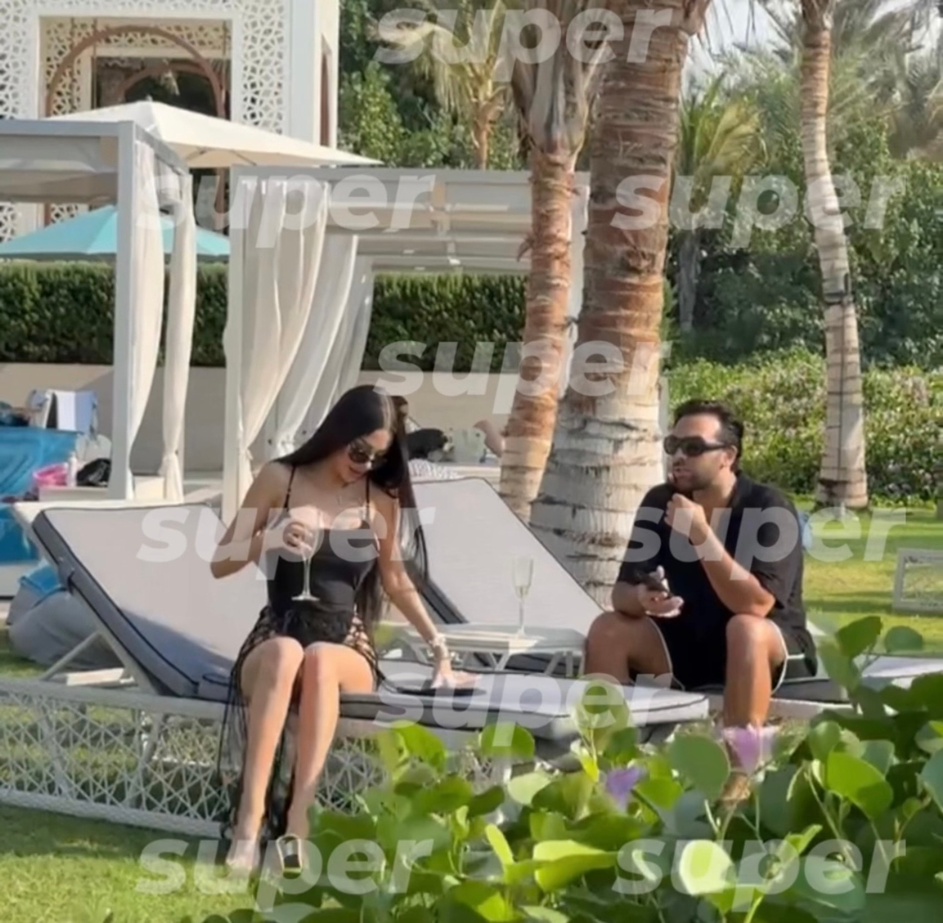 Ангелина Бреженская с Сергеем Ашихминым в Дубае. Фото: Super