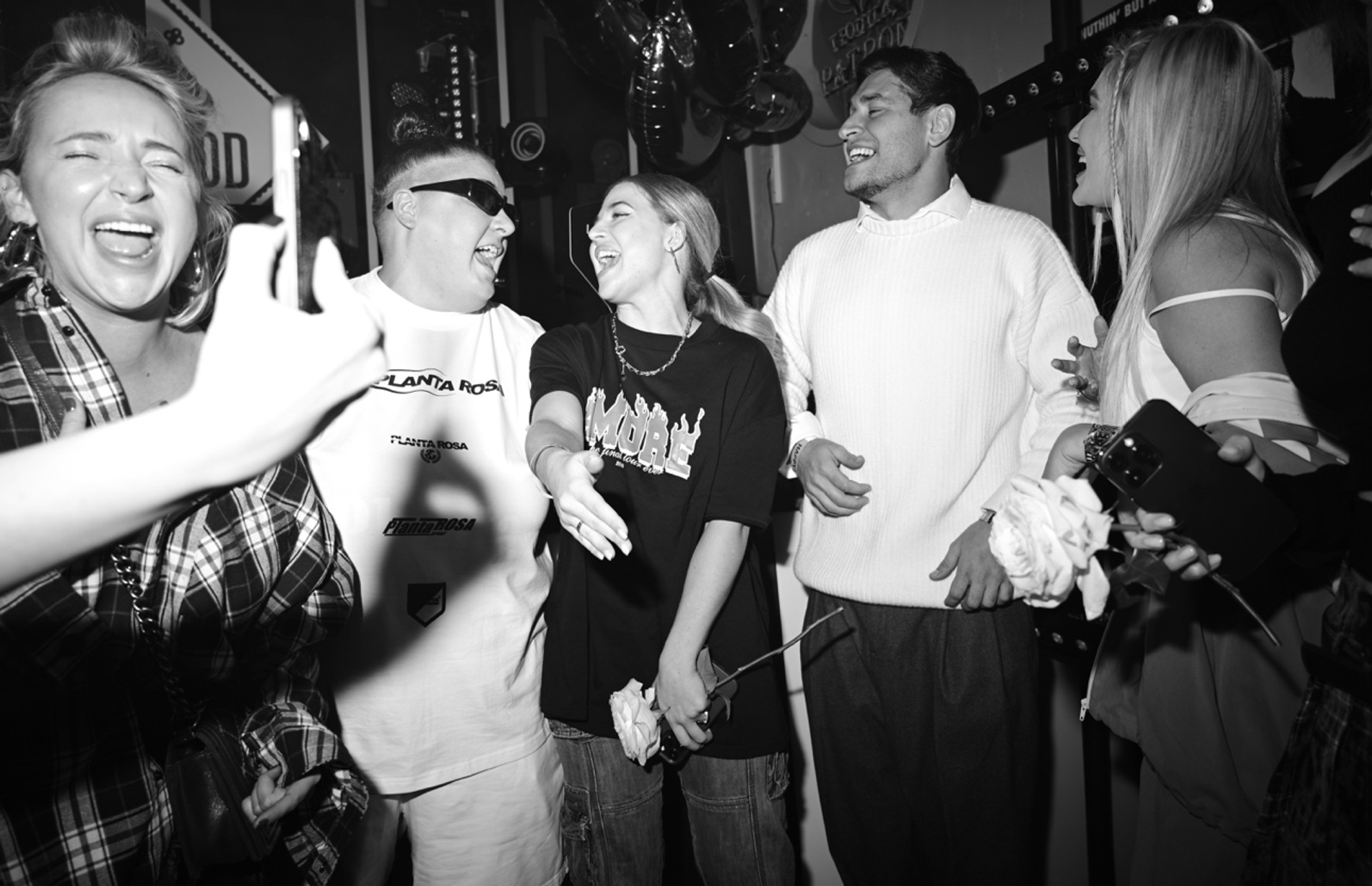 Карина Мурашкина, Наташа Гасанханова, Аня Покров, Давид Манукян и Наталья Рудова. Фото: пресс-служба