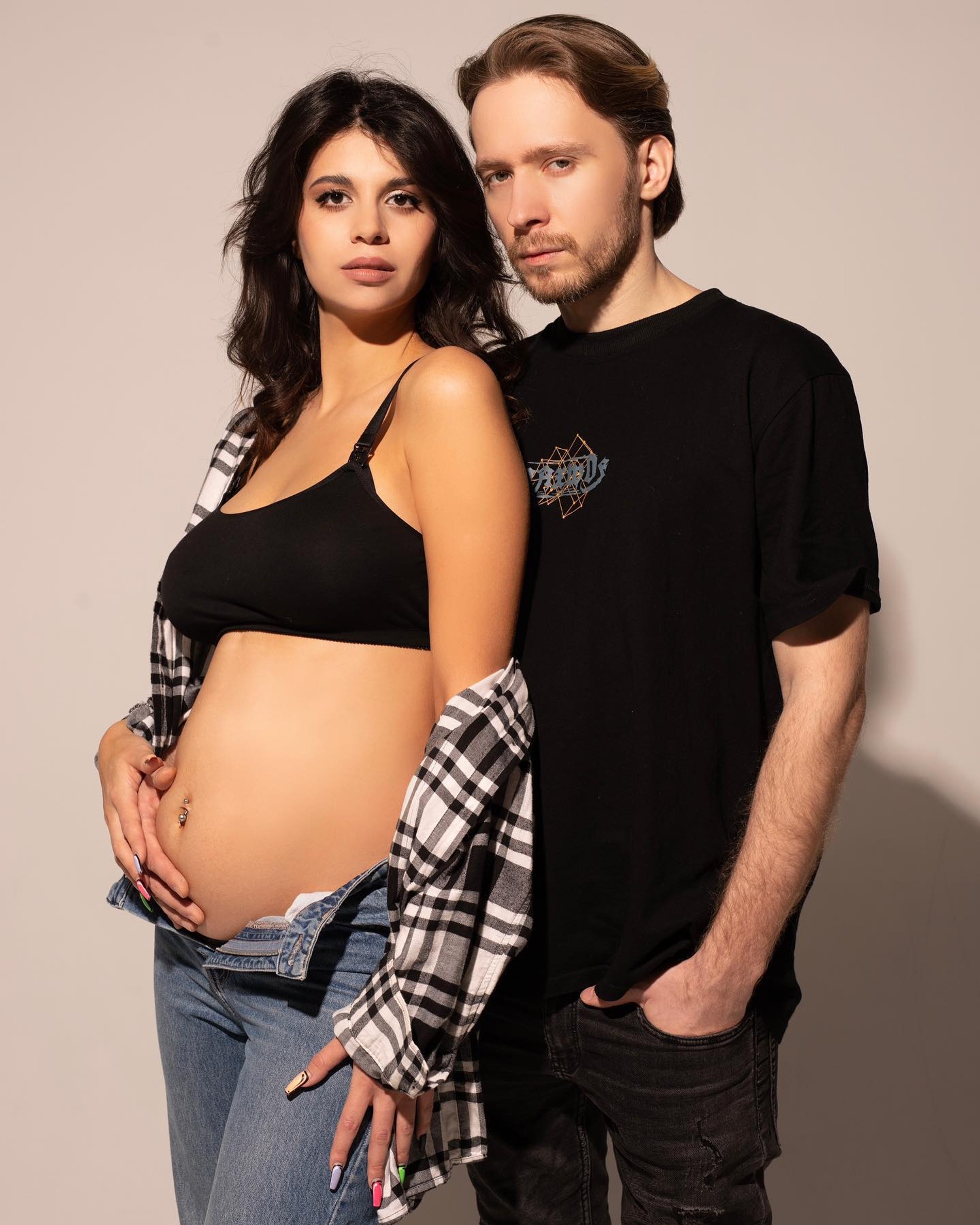 Алиана Устиненко с возлюбленным Максом Мечниковым. Фото: Инстаграм* @aliana1001