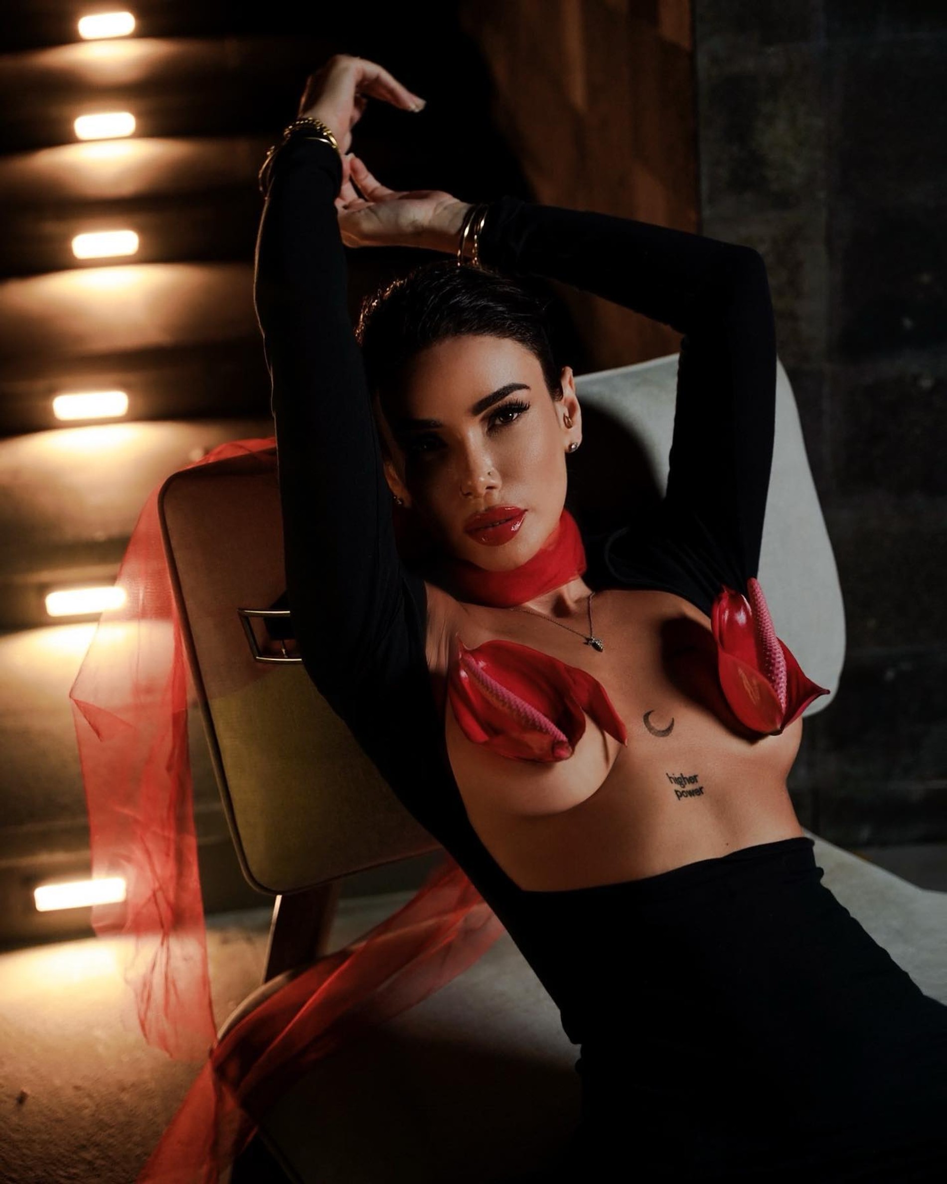 Айза-Лилуна Ай. Фото: Инстаграм (запрещен в РФ) @aizalovesam