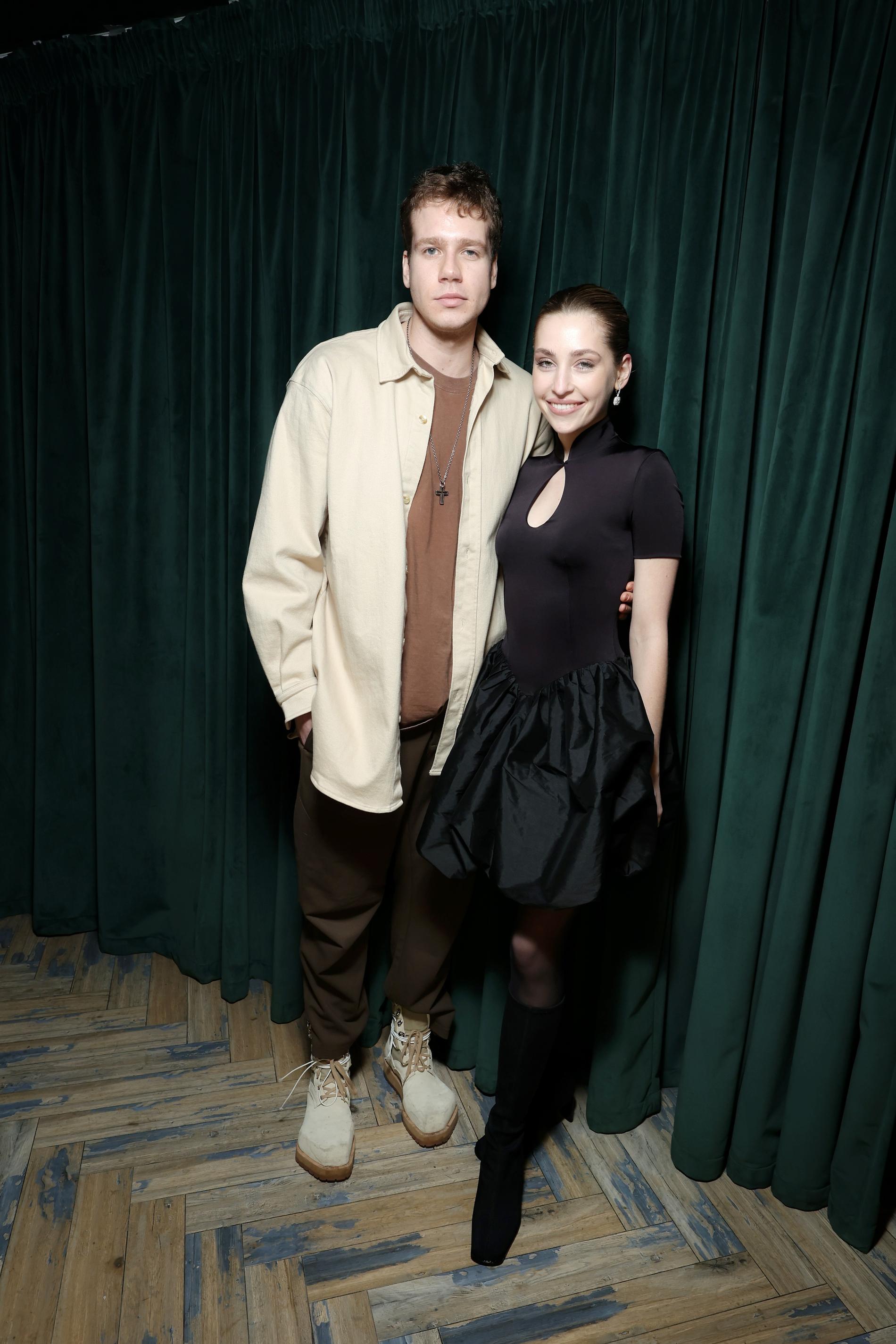 Кузьма Сапрыкин с девушкой. Фото: пресс-служба