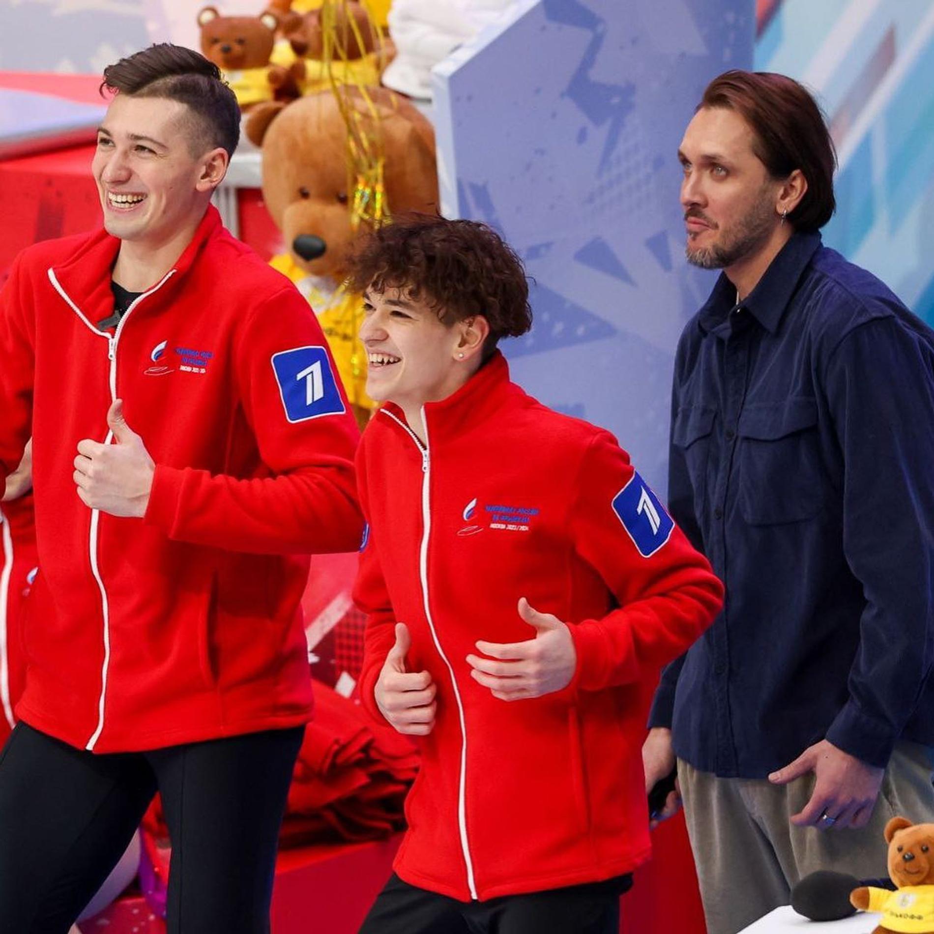 Владислав Дикиджи (в центре). Фото: Инстаграм* @_vladislav_dikidzhi_