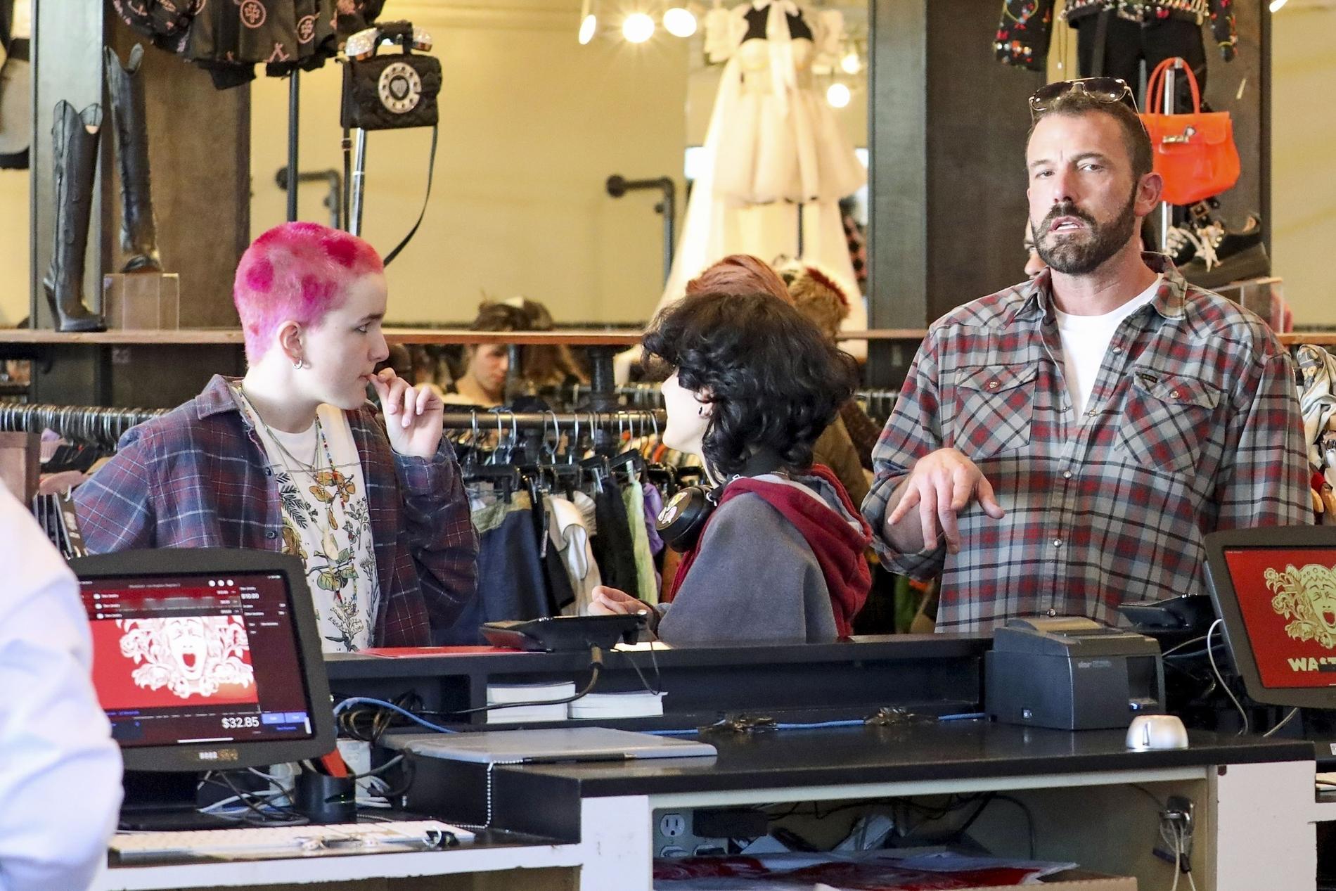 Серафина, Эмма и Бен Аффлек. Фото: Legion-media