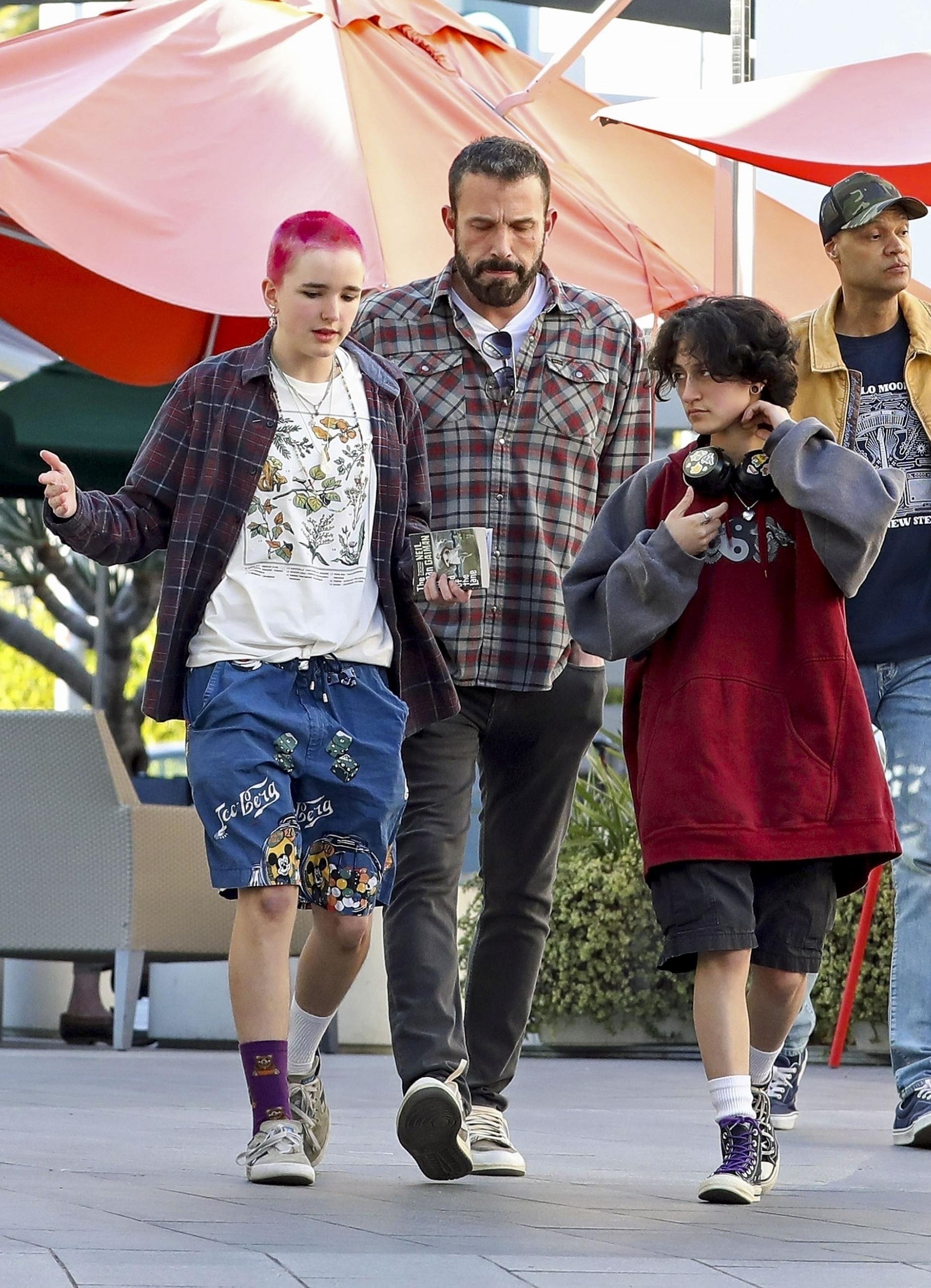 Серафина, Эмма и Бен Аффлек. Фото: Legion-media