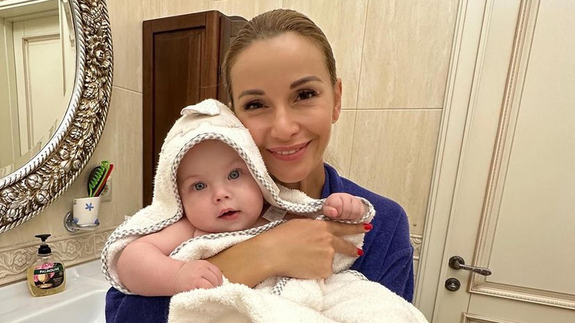 Ольга Орлова показала первые шаги годовалой дочери: «Стоило ...