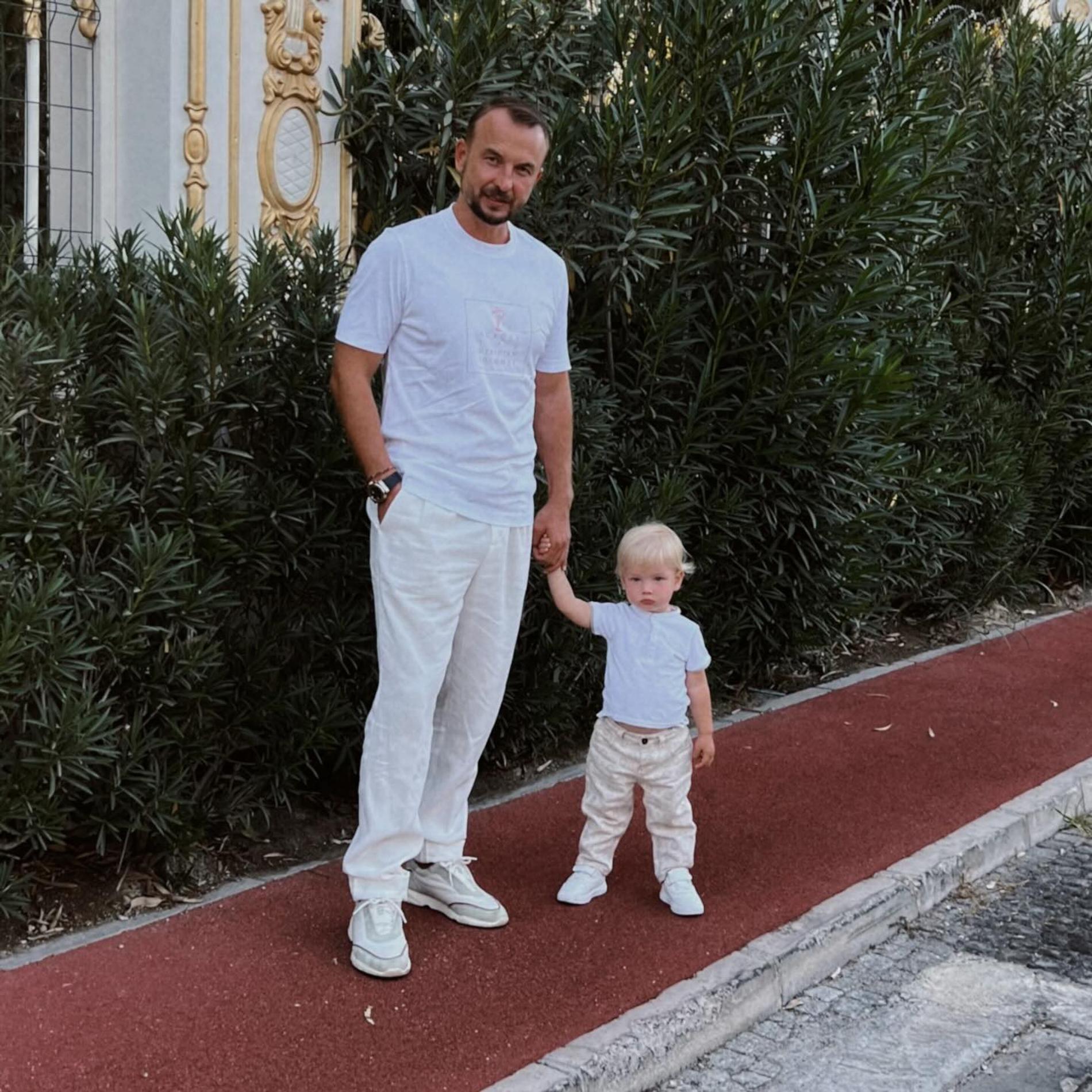 Муж Нюши Игорь Сивов и их сын Саффрон. Фото: Инстаграм* @nyusha_nyusha