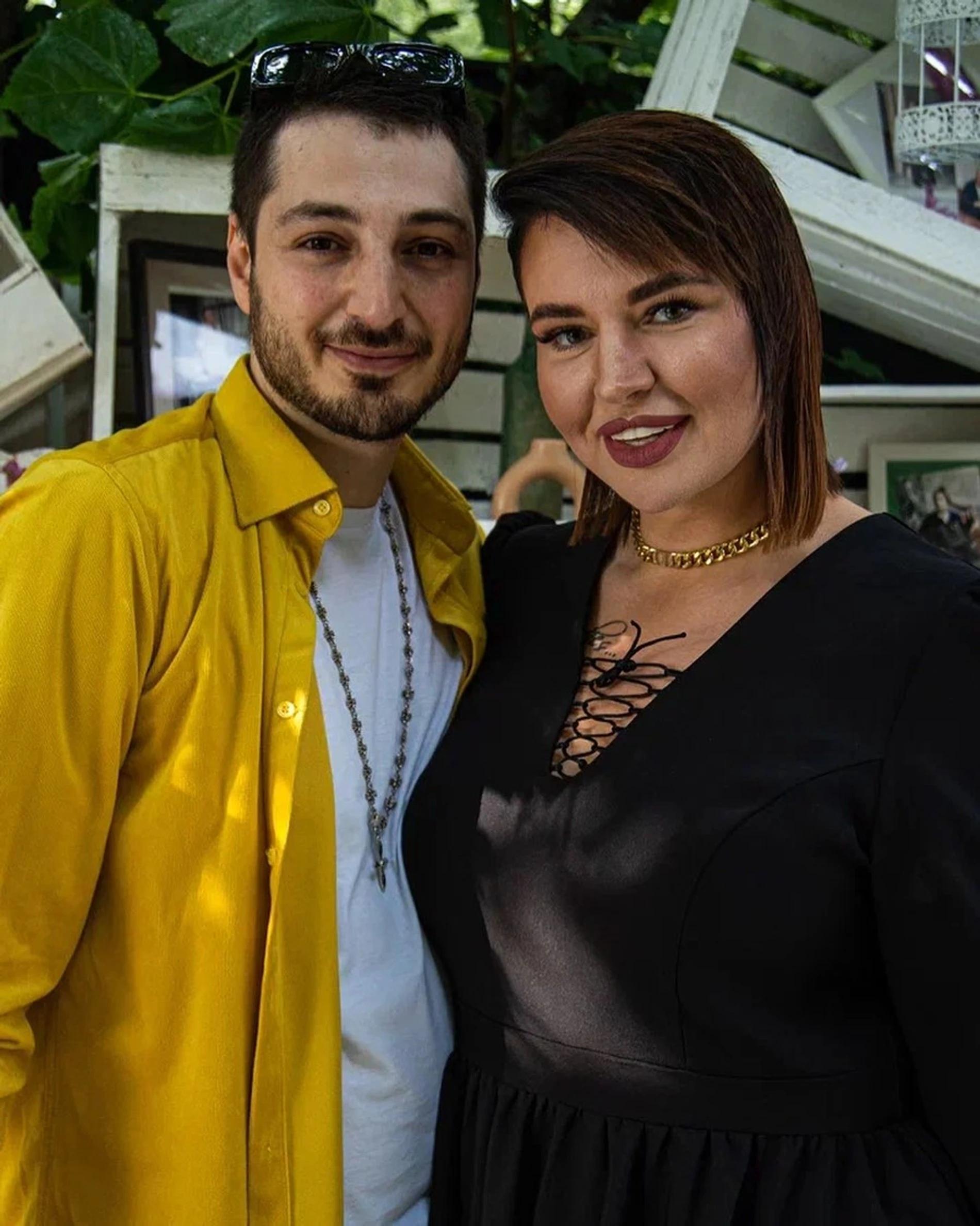 Иосиф Оганесян и Саша Черно Фото: Инстаграм (запрещен в РФ) @a_chernyavskaya_