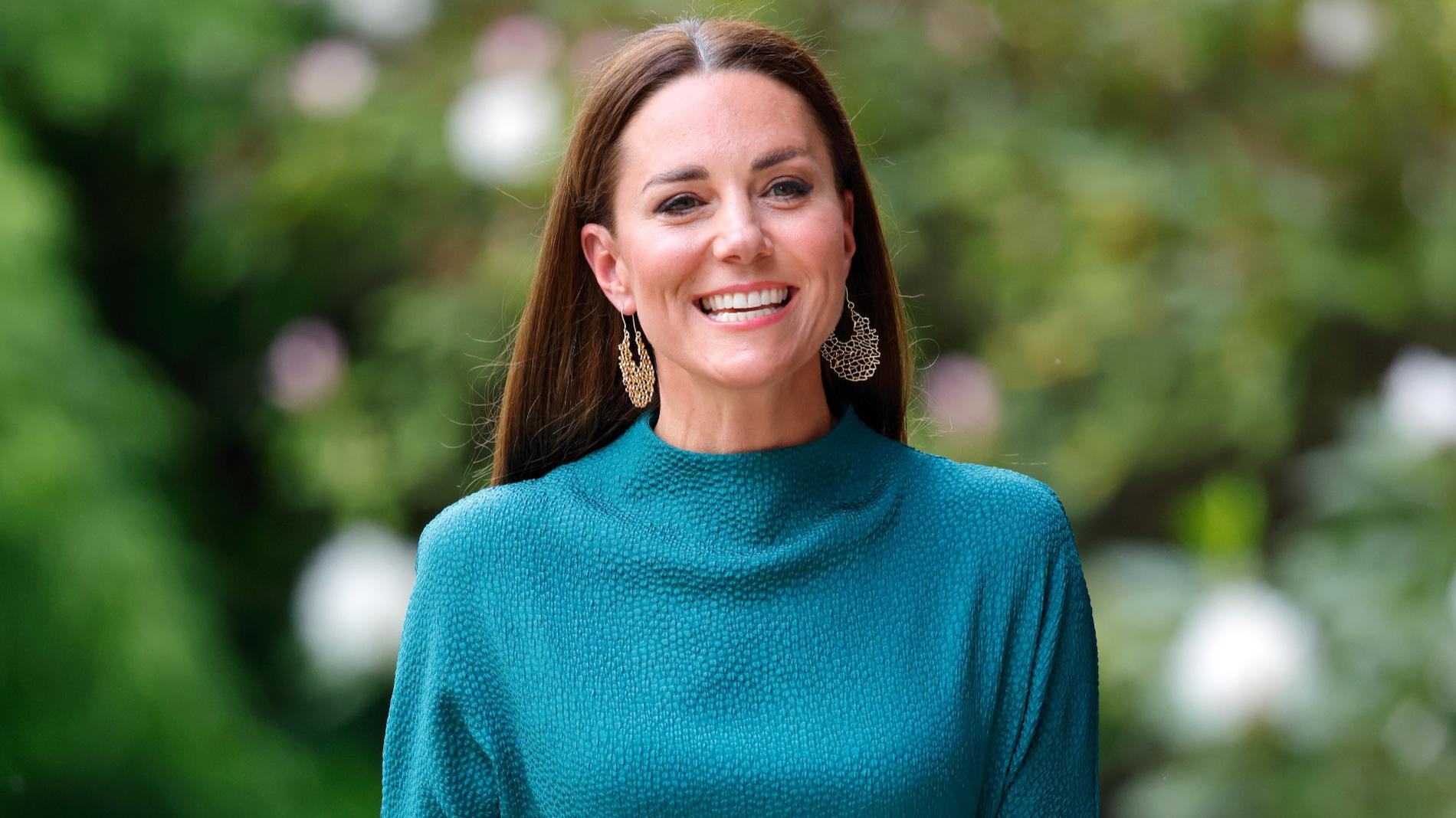 кейт миддлтон морщины. кейт аптон. лицо кейт миддлтон без фотошопа. кейт бекинсейл фото. фото кейт фотошоп.