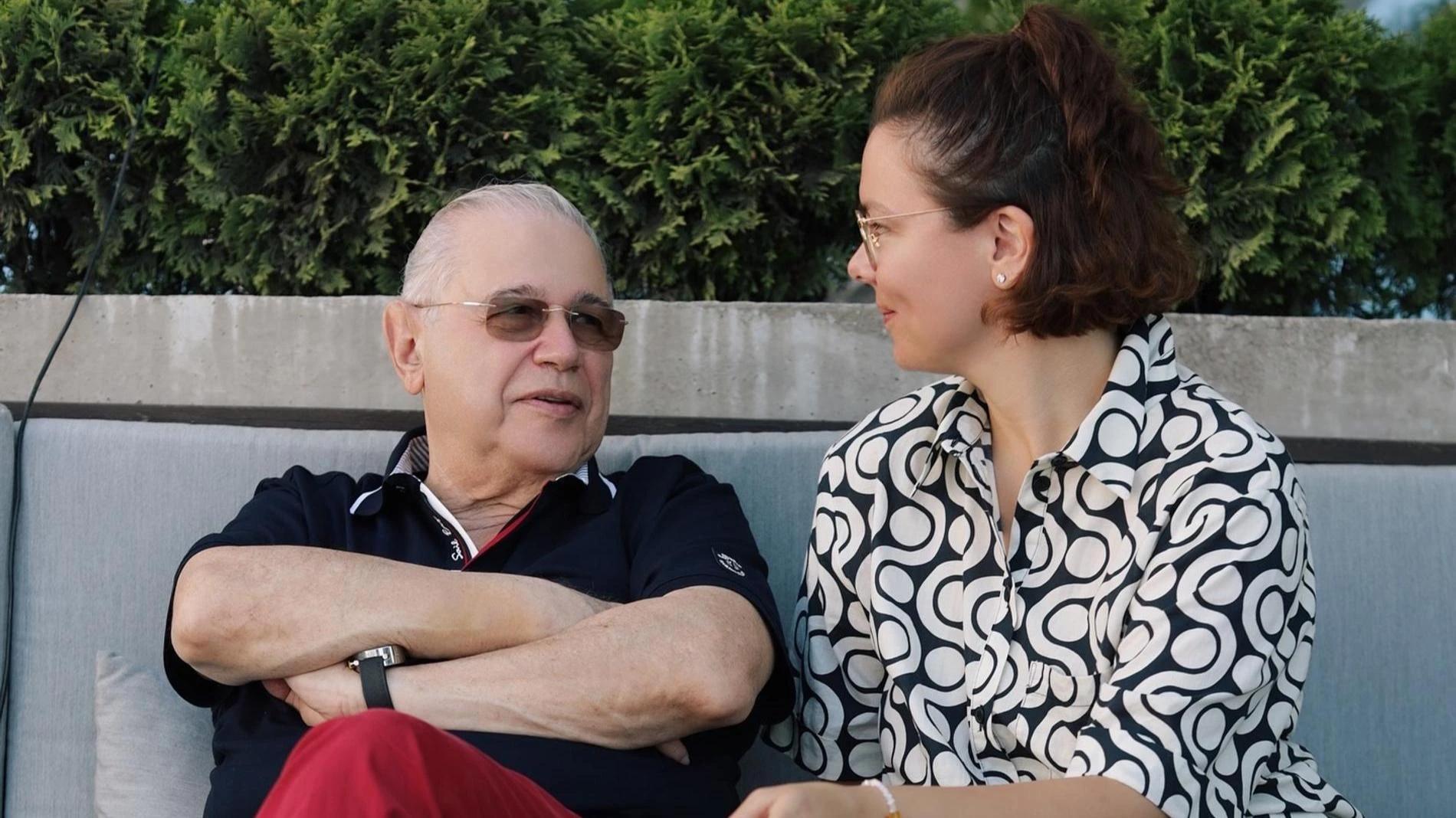 Стали известны имя и возраст недавно родившейся дочери 78-летнего ...
