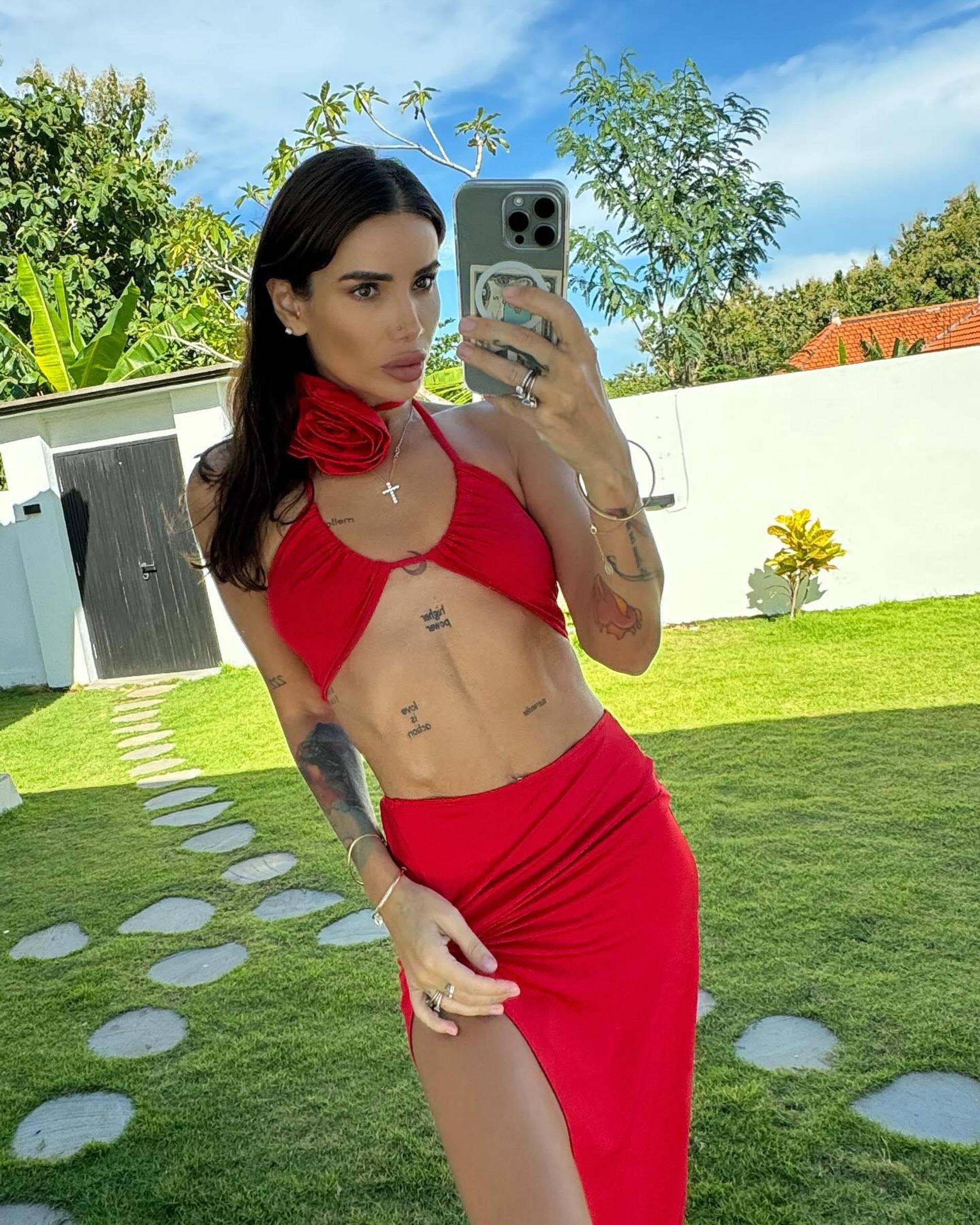 Айза-Лилуна Ай на Бали. Фото: Инстаграм (запрещен в РФ) @aizalovesam