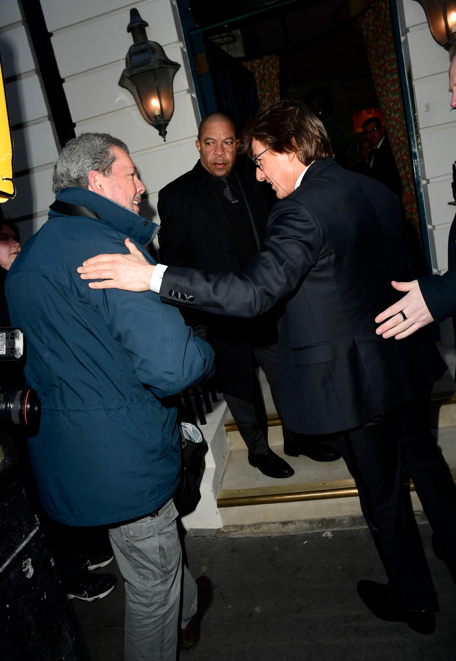 Том Круз и папарацци. Фото: Legion-media