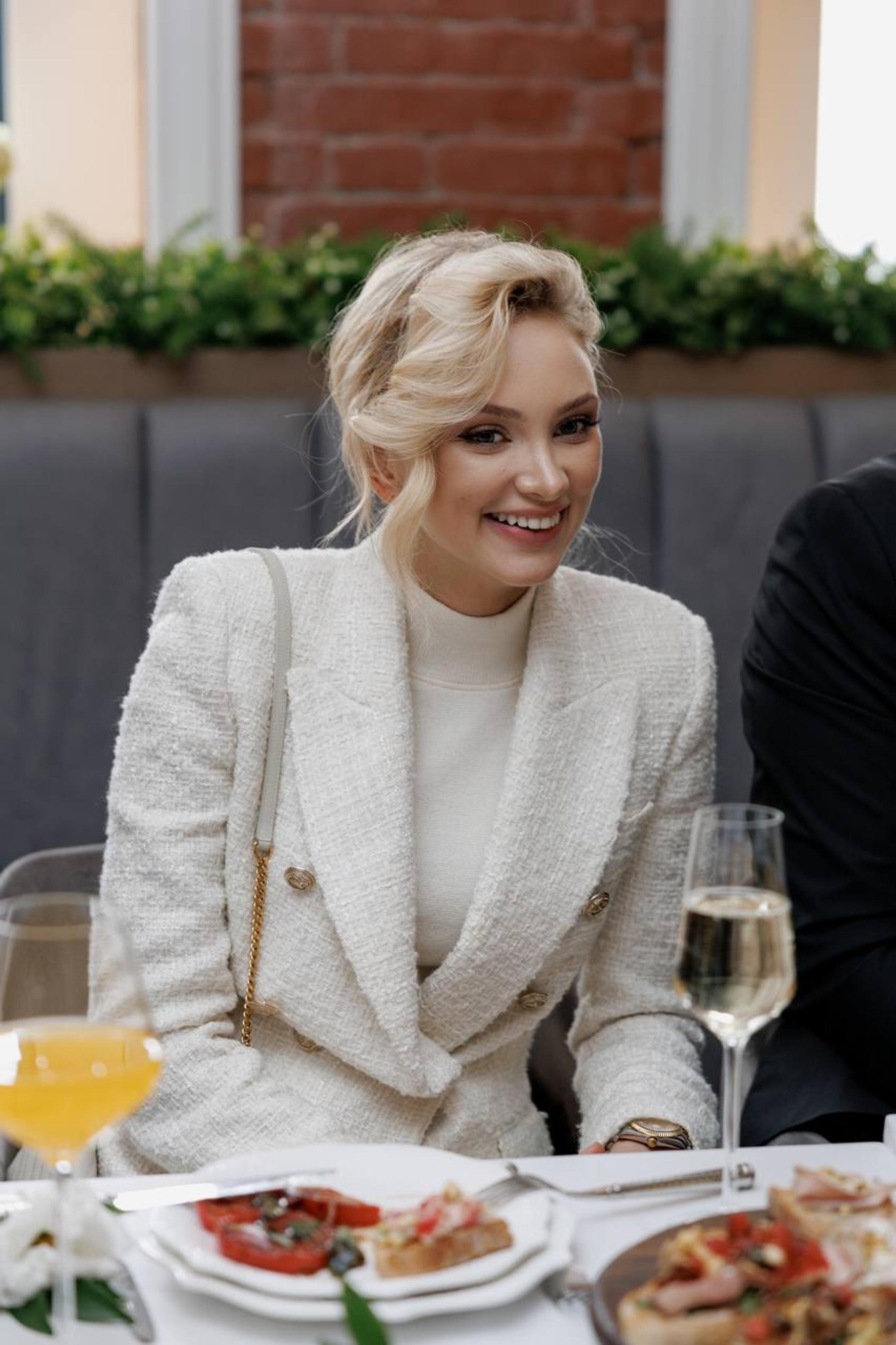 Возлюбленная Курбана Омарова Валерия в 2024 году. Фото: Telegram-канал Курбана Омарова