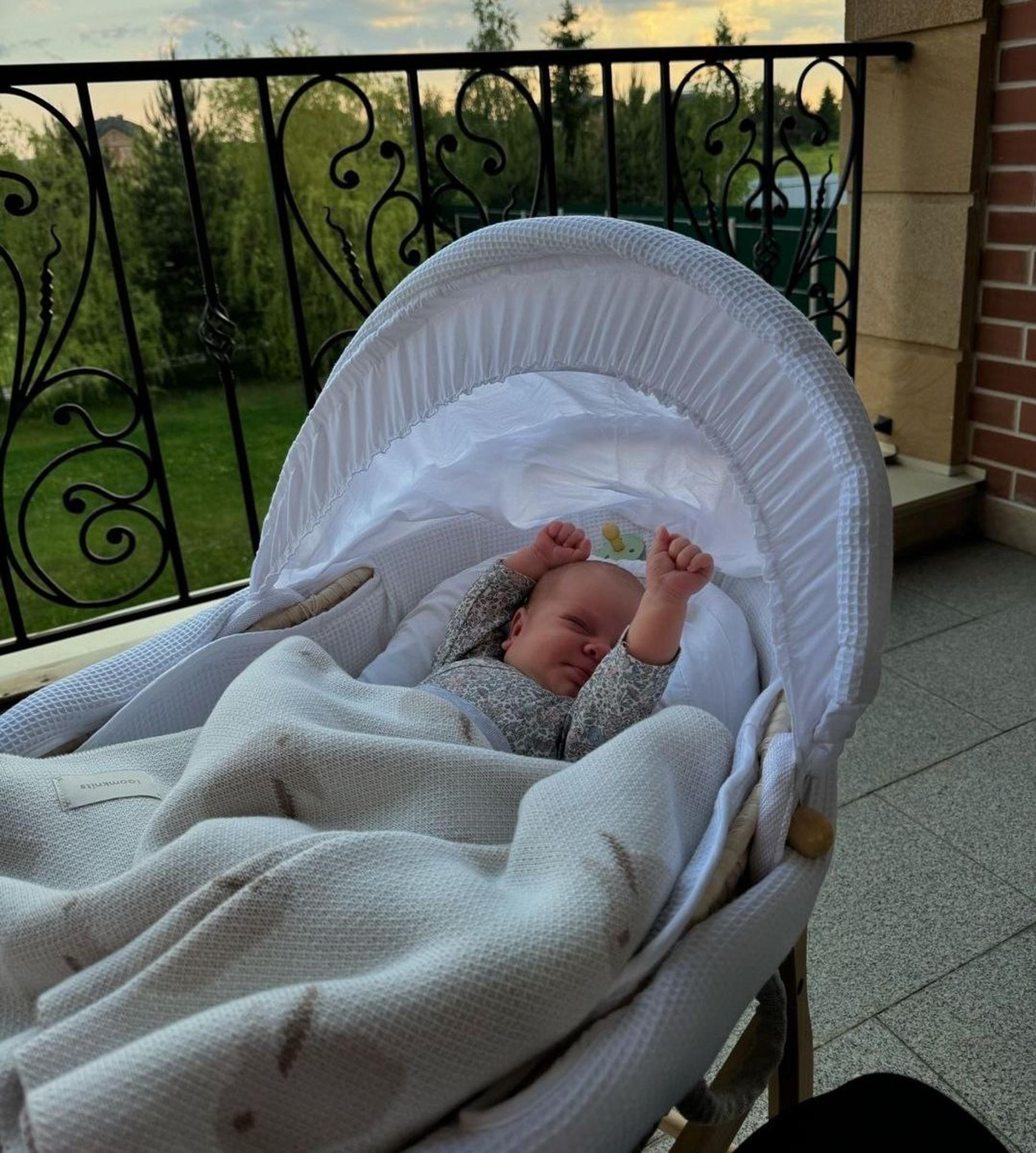 Дочки Влада Бумаги и Юлии Годуновой. Фото: Инстаграм* @juliagodunova