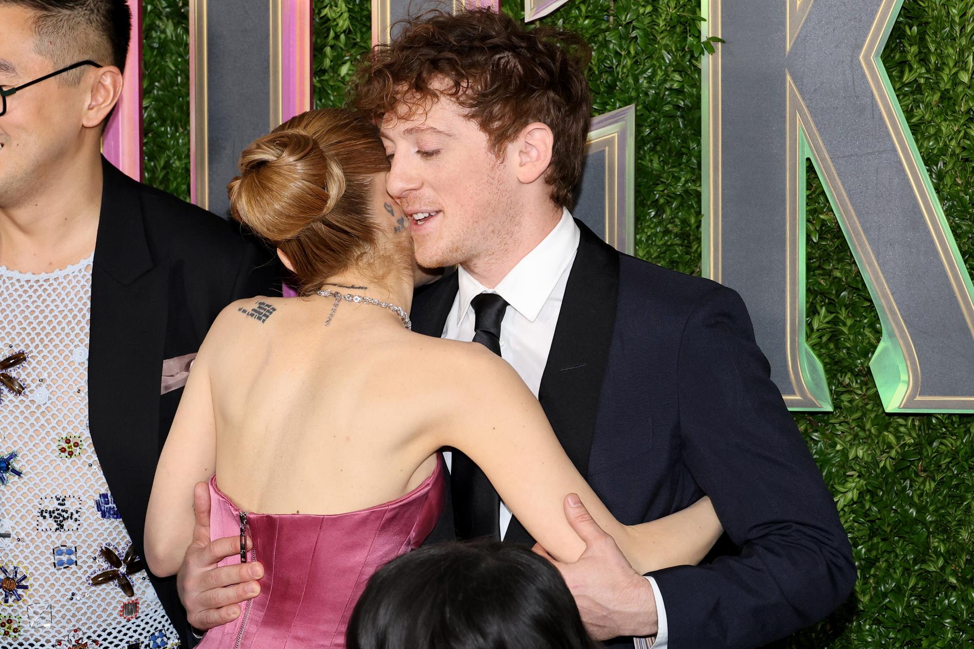 Ариана Гранде и Итан Слейтер. Фото: Getty Images