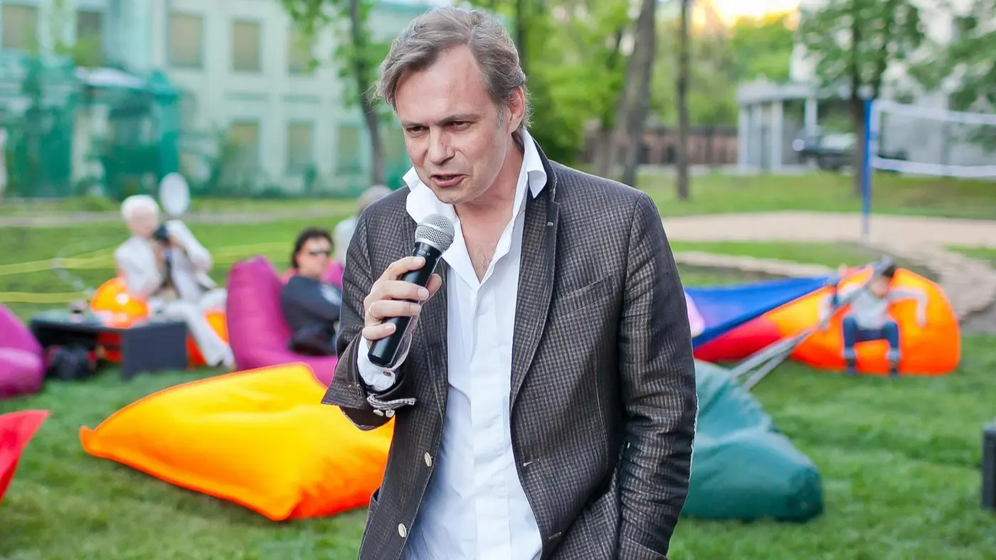 Кама-сутра иілу арқылы секс позициялары Жалаңаш қара адамдардың суреттері