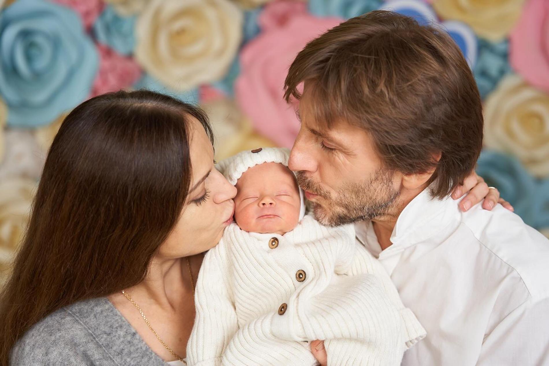 Маргарита Дробязко и Повилас Ванагас с дочерью. Фото: Инстаграм* @drobiazko_margarita