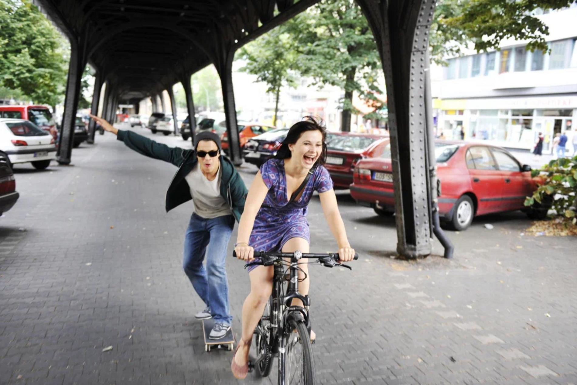 Немецкая комедия — один из лучших фильмов про любовь. Фото: х/ф «Фанатки на завтрак не остаются»