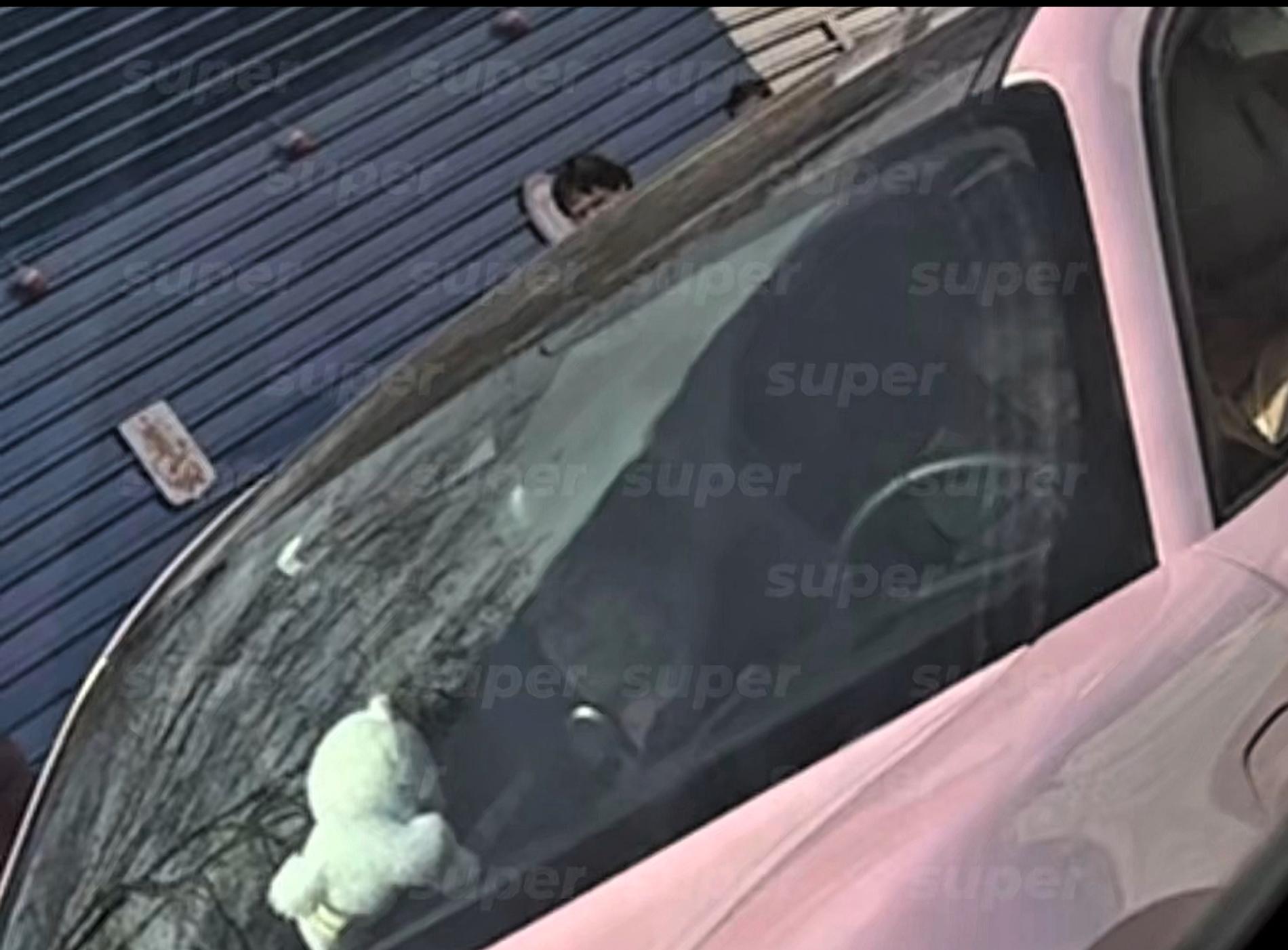 Юля Гаврилина и Nkeeei в машине. Фото: Super