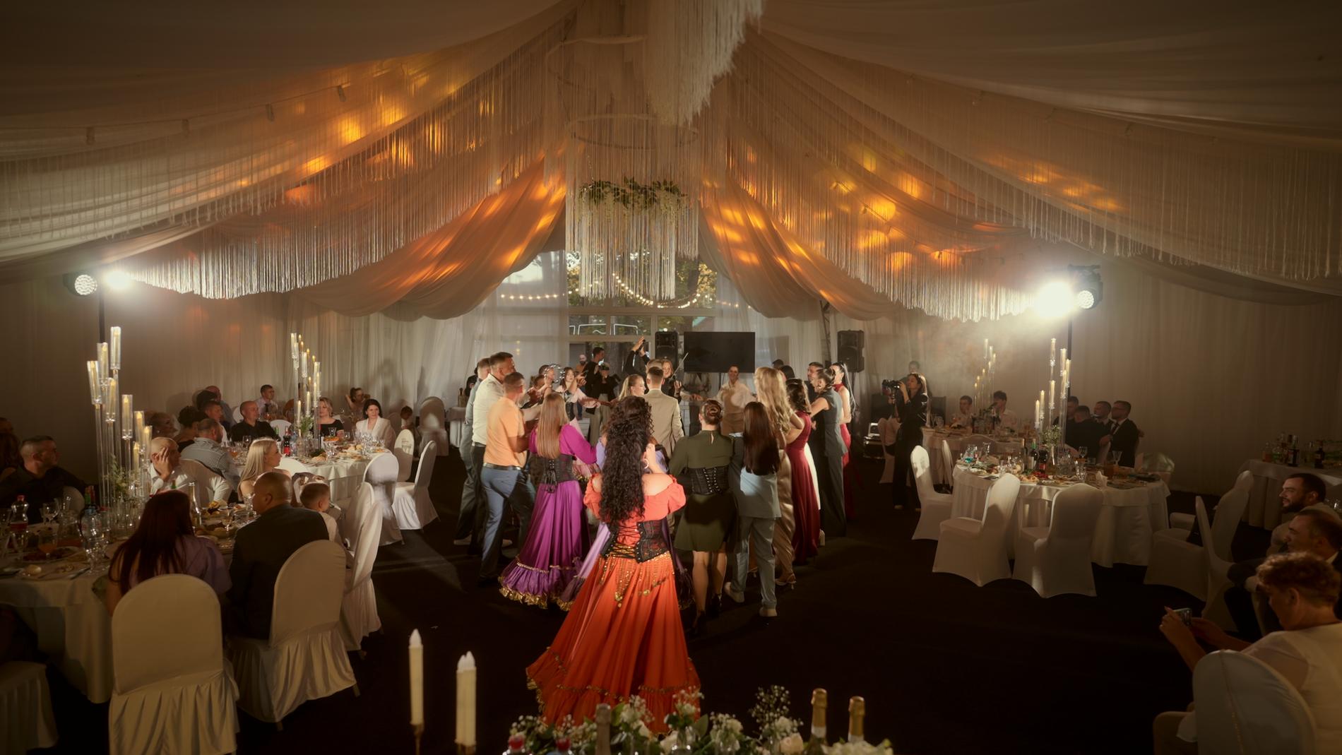 Кадр из сериала «Быть цыганом». Фото: пресс-служба ОККО