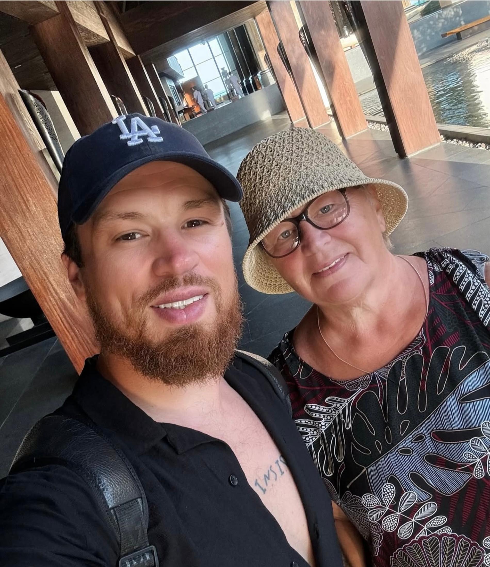 Федор Белогай с мамой Татьяной Белогай на отдыхе. Фото: Инстаграм (запрещен в РФ) @easyg.guy