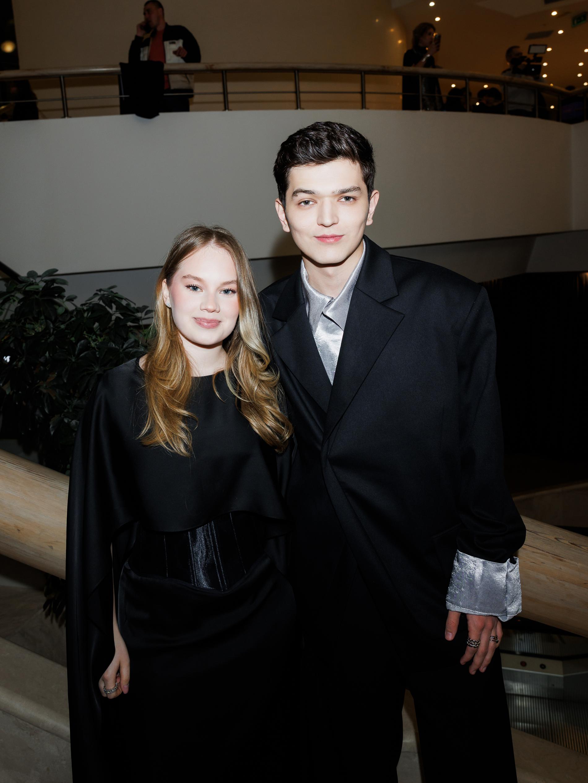 Akmal’ и его девушка. Фото: Voice