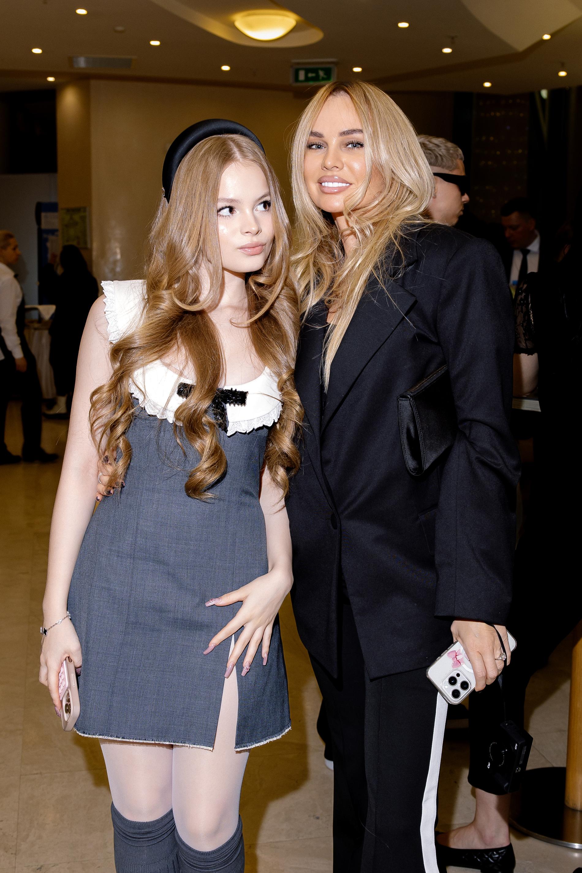 Milanа Star с мамой. Фото: Voice