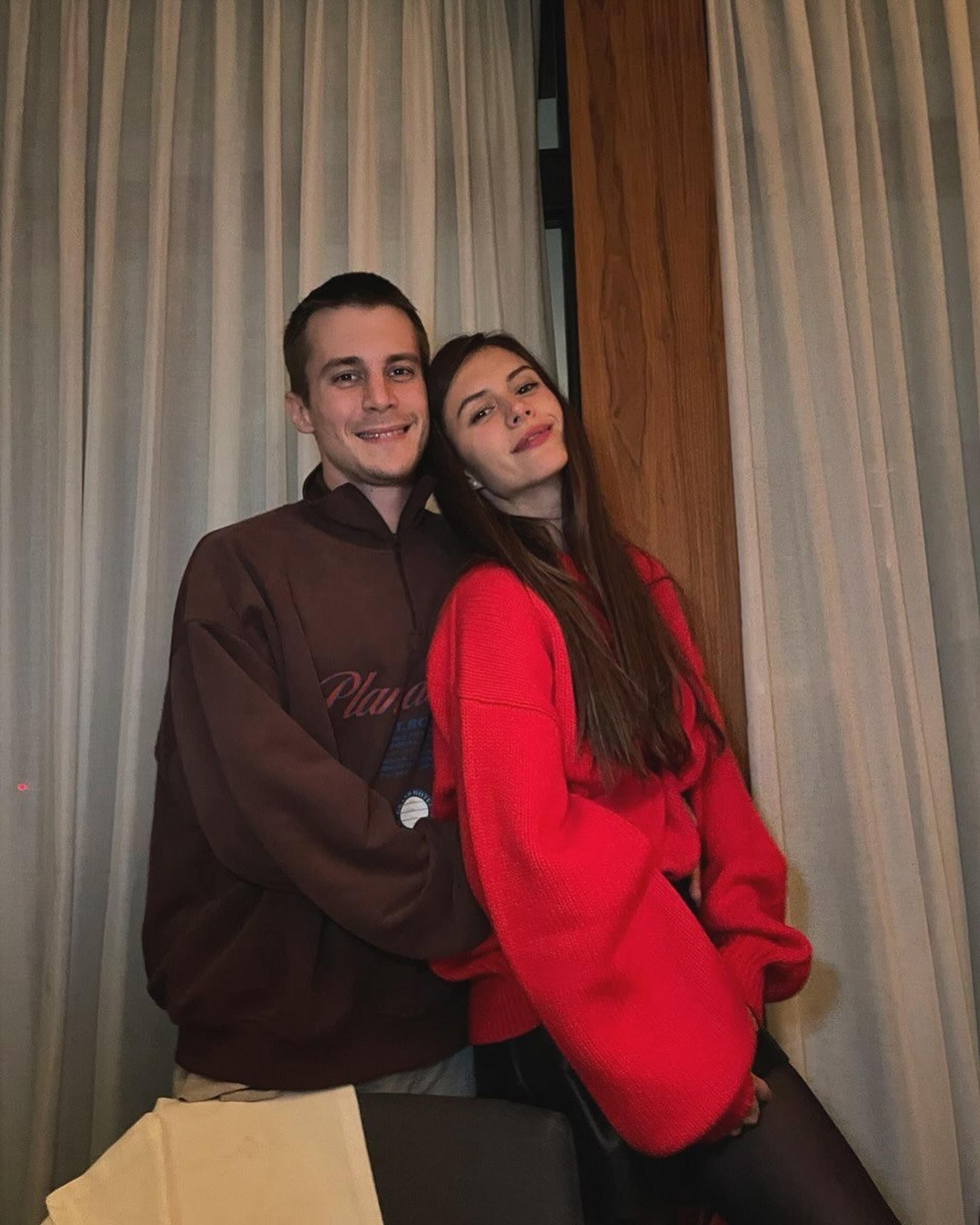 Иван Янковский и Диана Пожарская. Фото: Инстаграм (запрещён в РФ) @dianapozharskaya