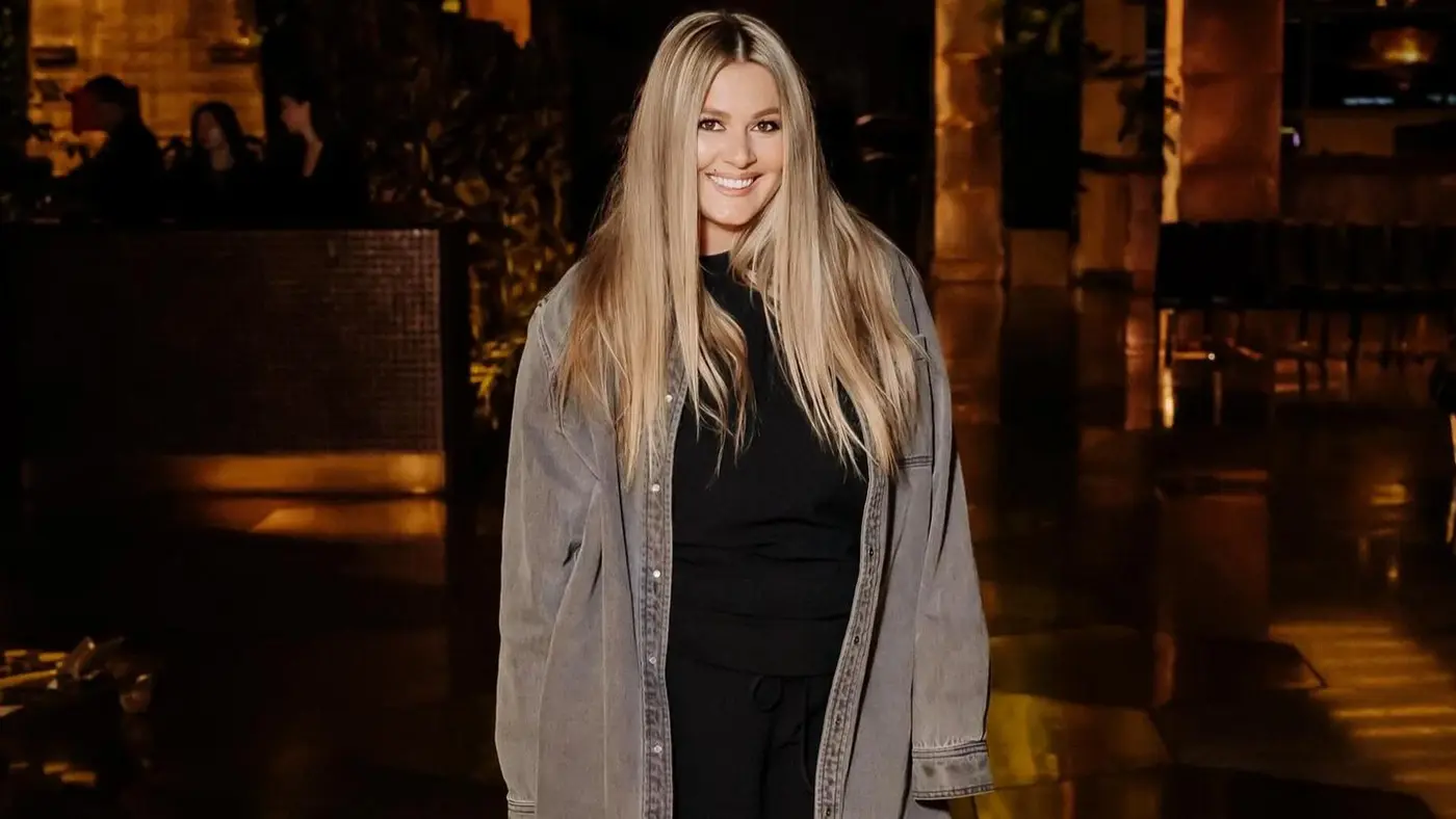 Порно үлкен мүшесі ауырып жылайды